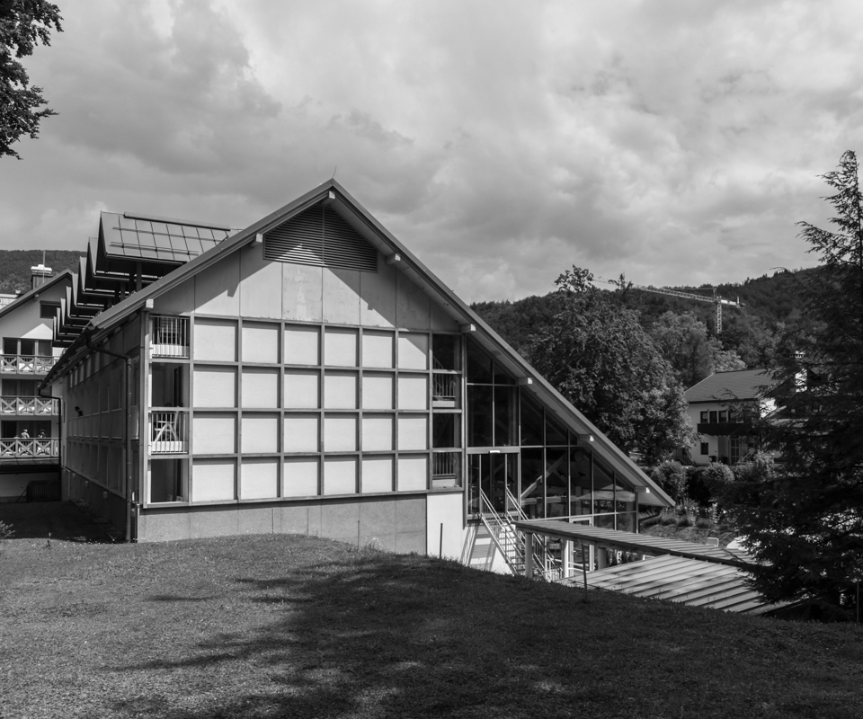 Depandansa hotela Jezero, Bohinj / 1990, Ale&scaron; Vodopivec