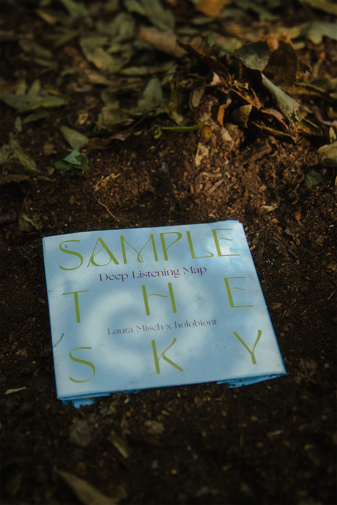This Deep Listening Map accompanies Laura Misch’s album Sample the Sky. It invites you into the emotional and geographical landscapes that inspired each song on the record. By Holobiont