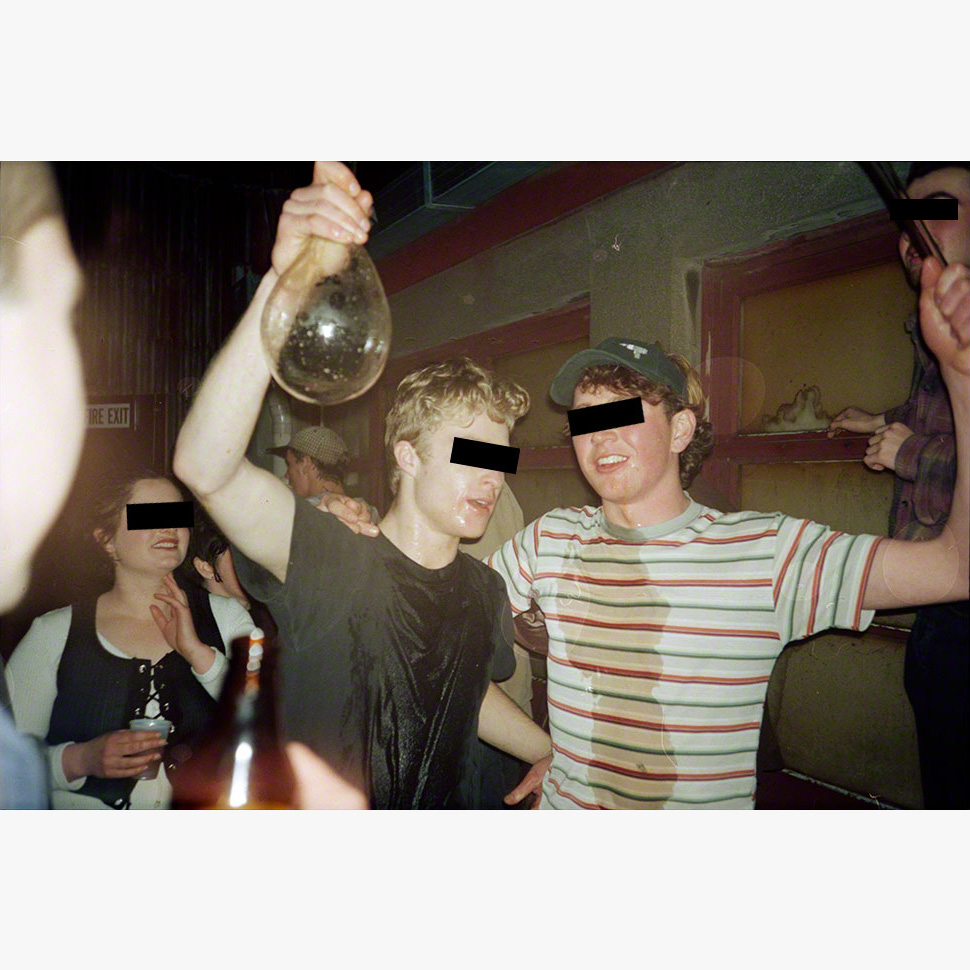 1/221st, Thorndon, 1994 (940624_28a)