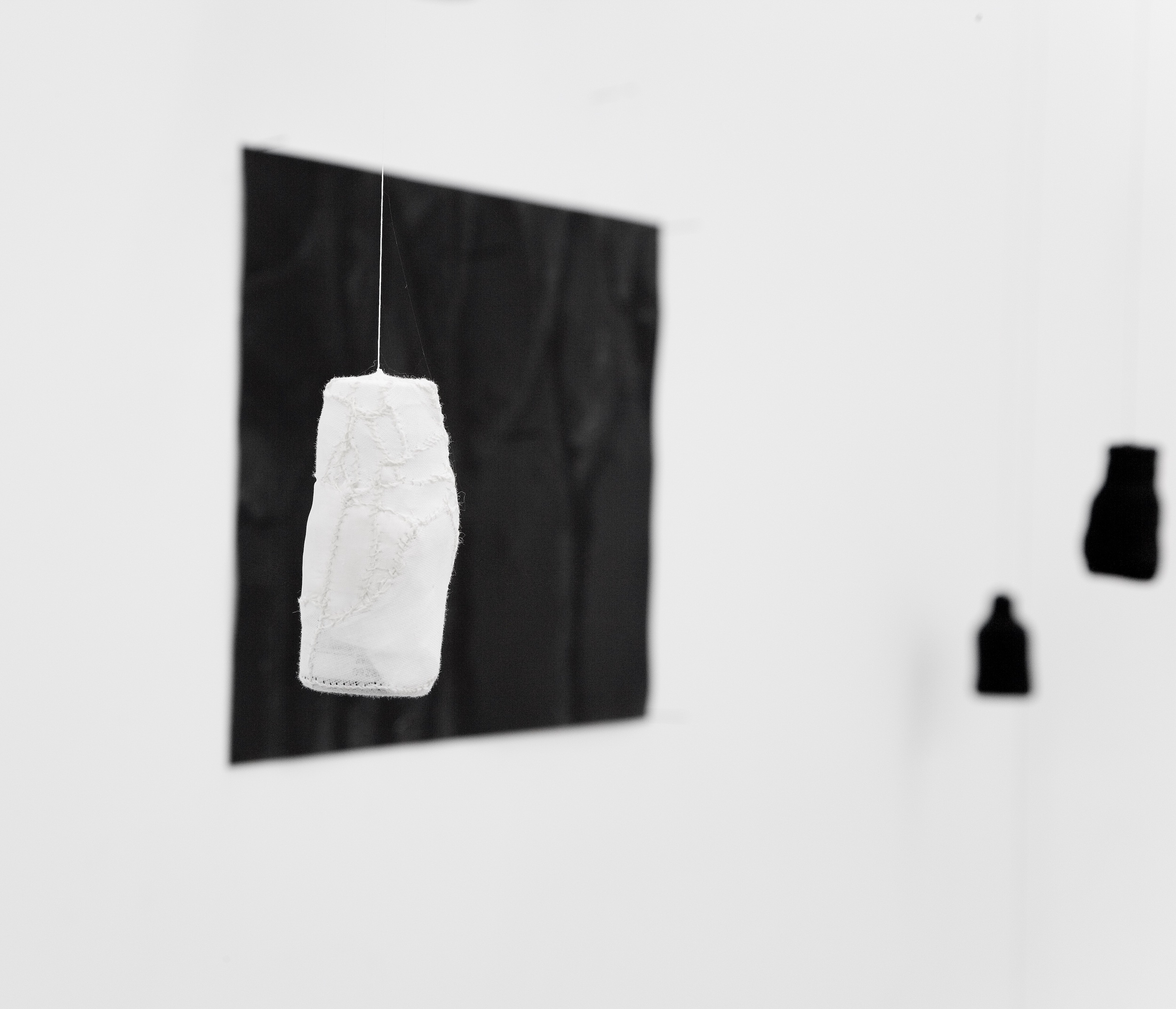  Caio, Felix, Perfurações e Cortes, 2008 (Installation view, detail)