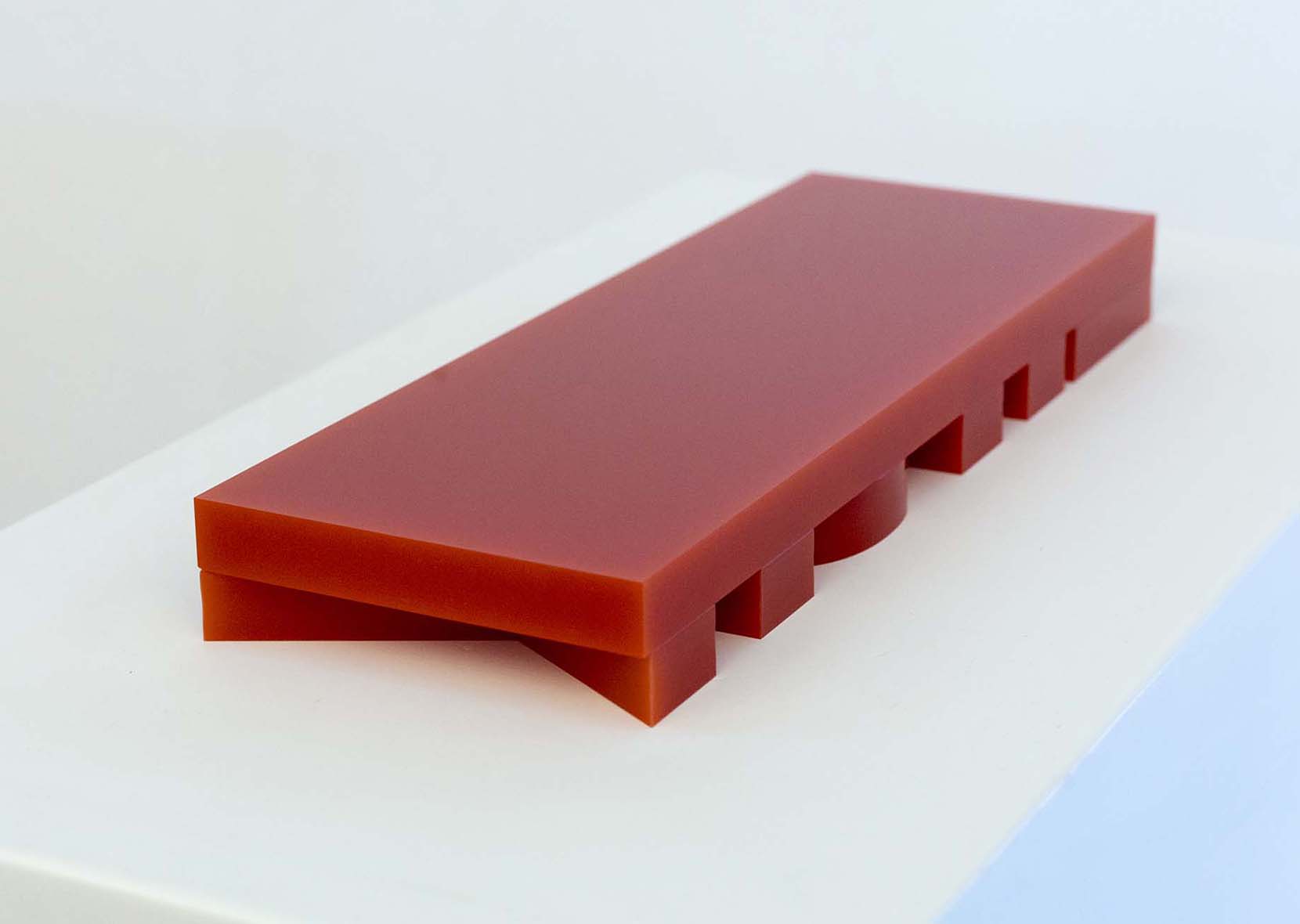 ****2012laser cut acrylic glass4×40×13cm