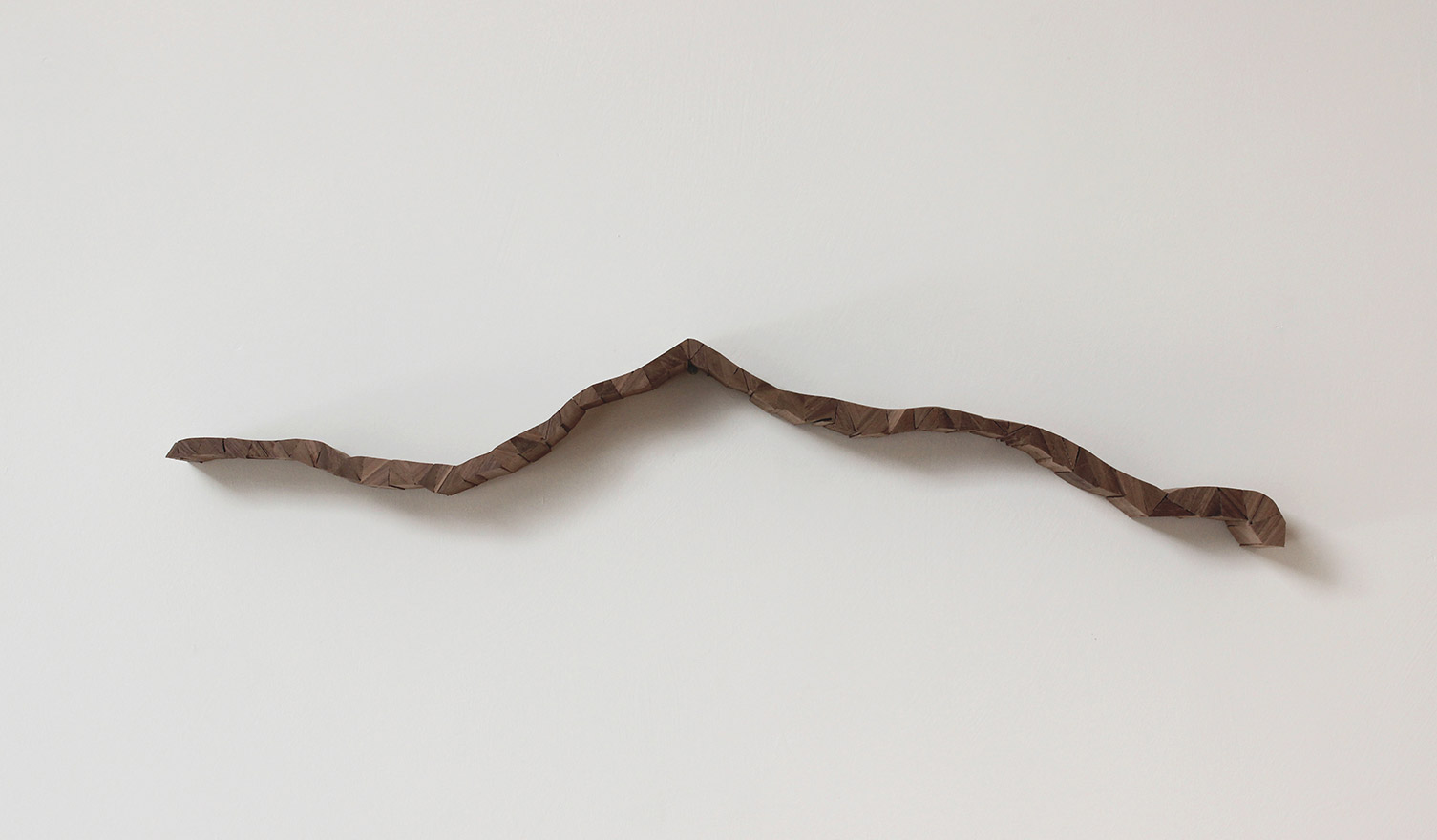 Eddleston Gladhope; walnut, length 66cm