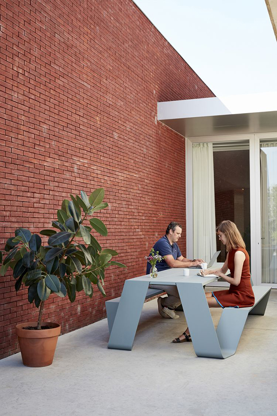 Hopper AA - by Extremis