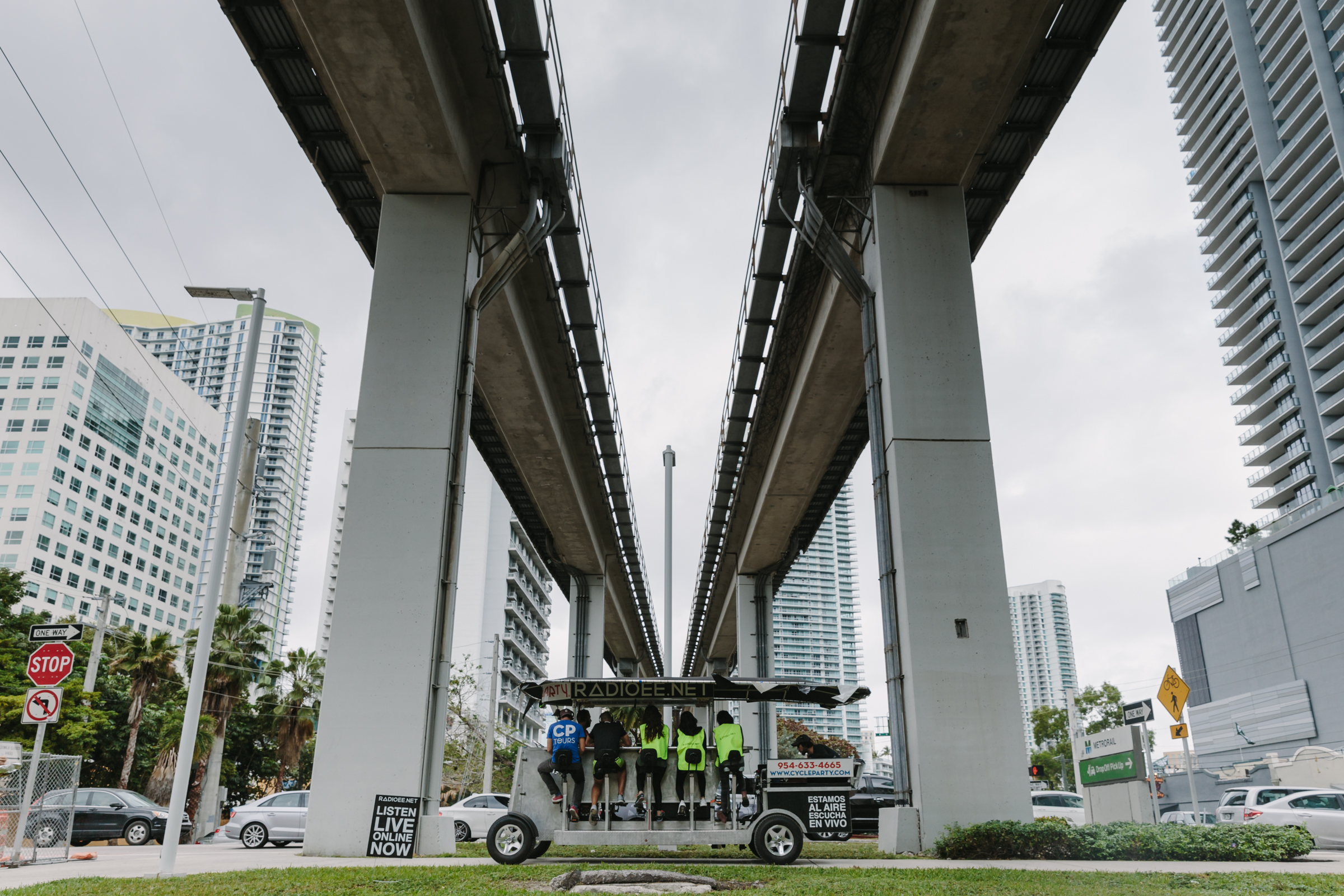 CICLO, 2016, 24 hs radio marathon from a collective bicyle, Miami