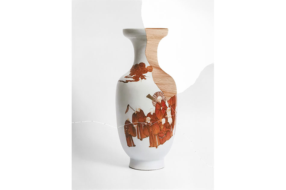 Livia MarínBroken Things (mixed media), 201810 fotografías intervenidas con papel e hilo de oro (detalle)