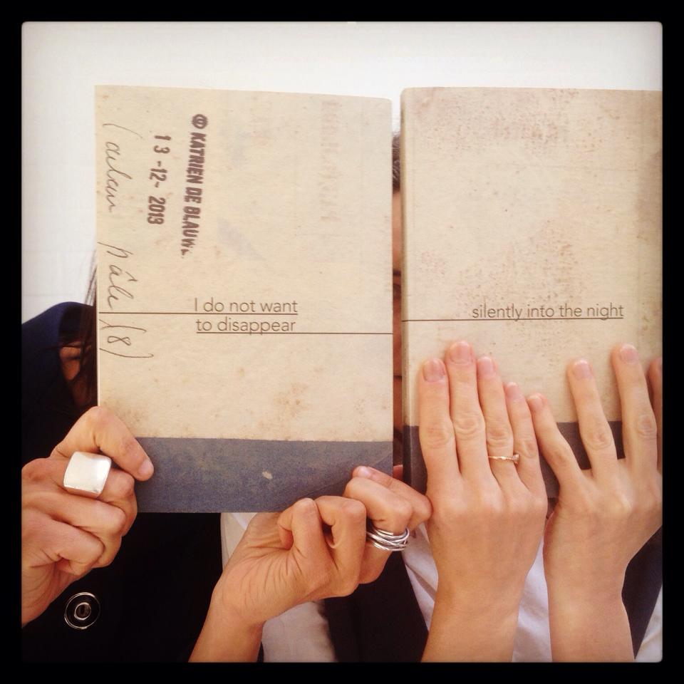 alt="Silently into the night book presentation"