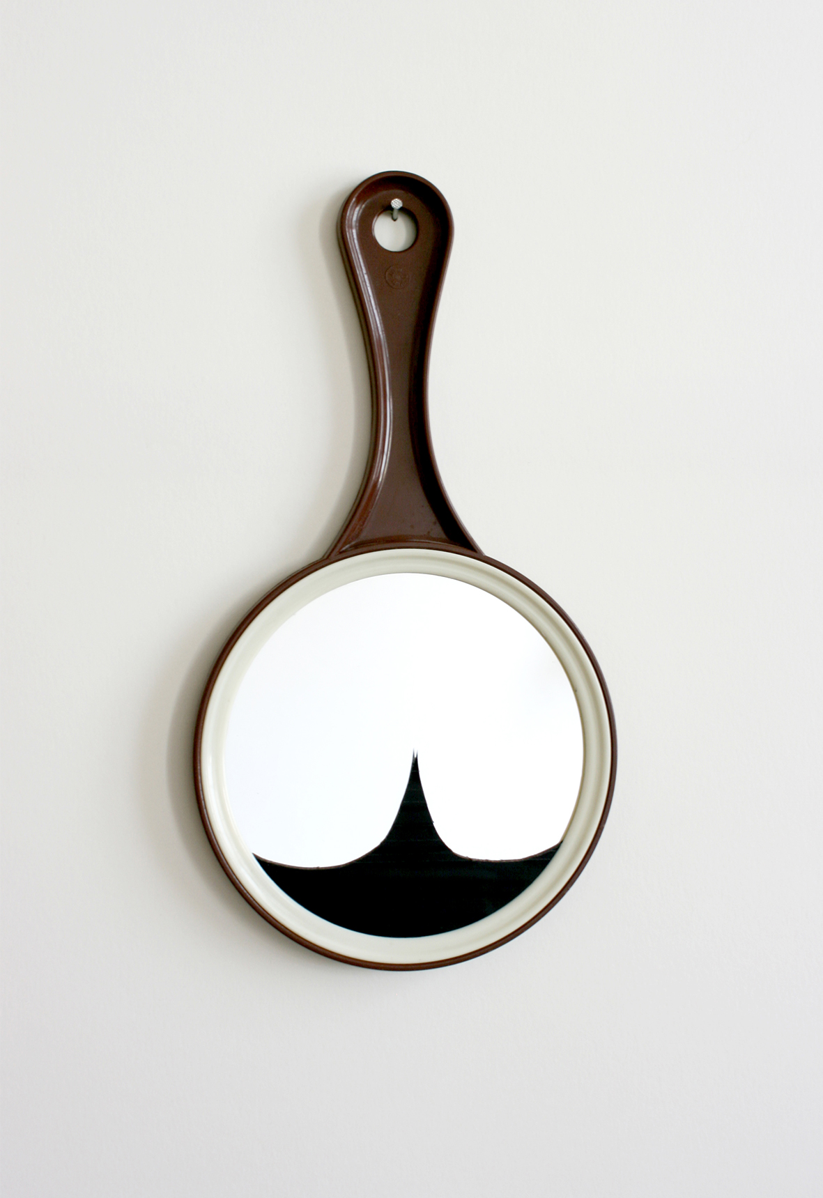 "mirror-reflection, du Arschgesicht", Handspiegel, 2017