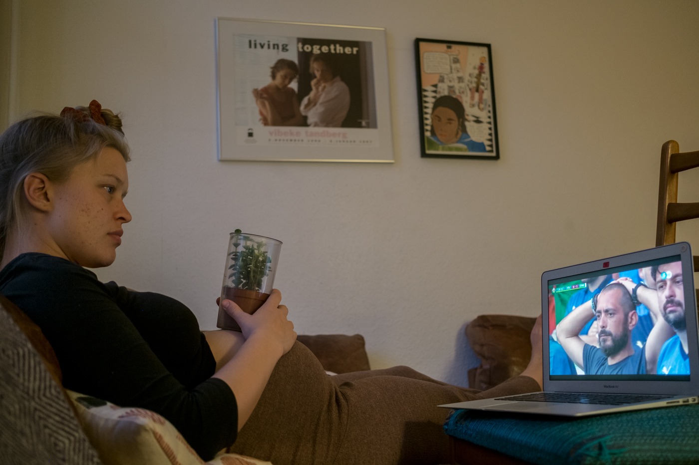 Watching the UEFA Euro Championship Final | Photo by Carlos H. Juica A.