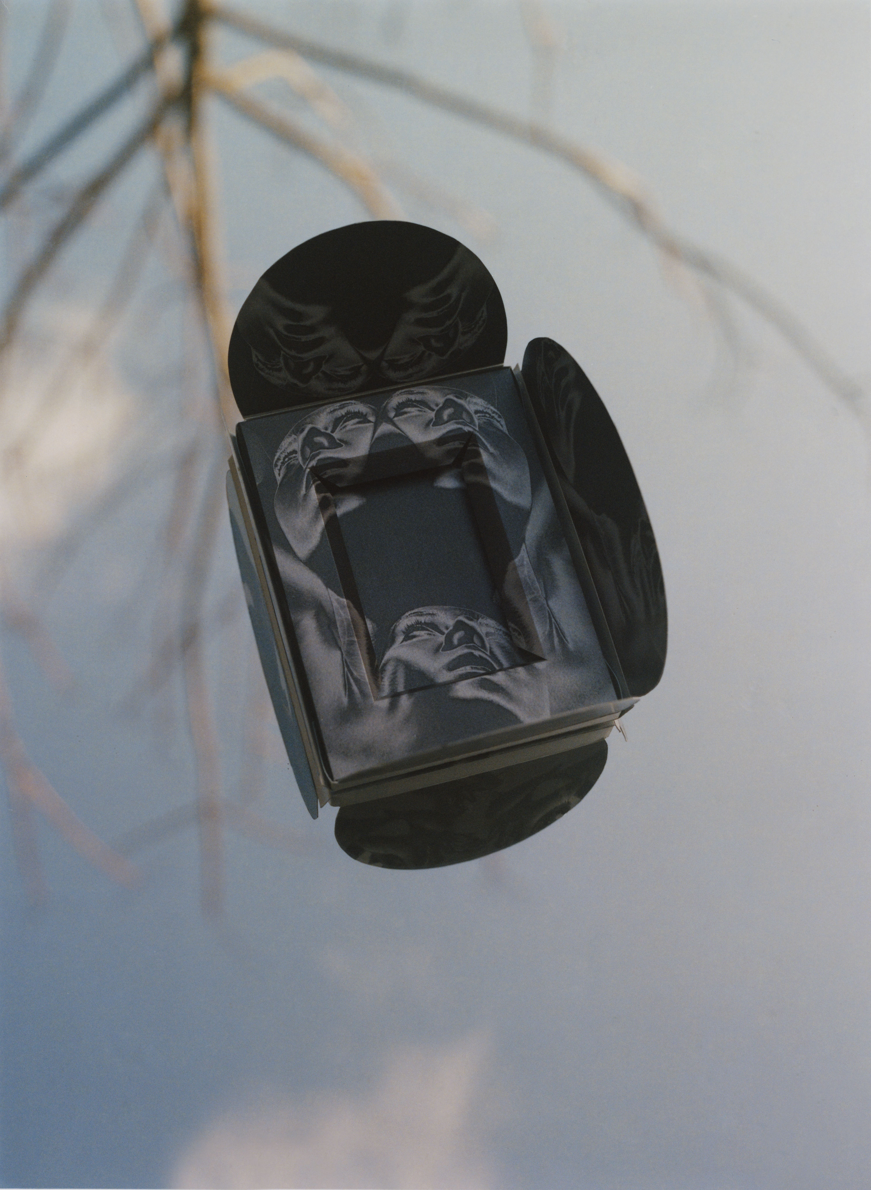 Version magazine. (5/6)