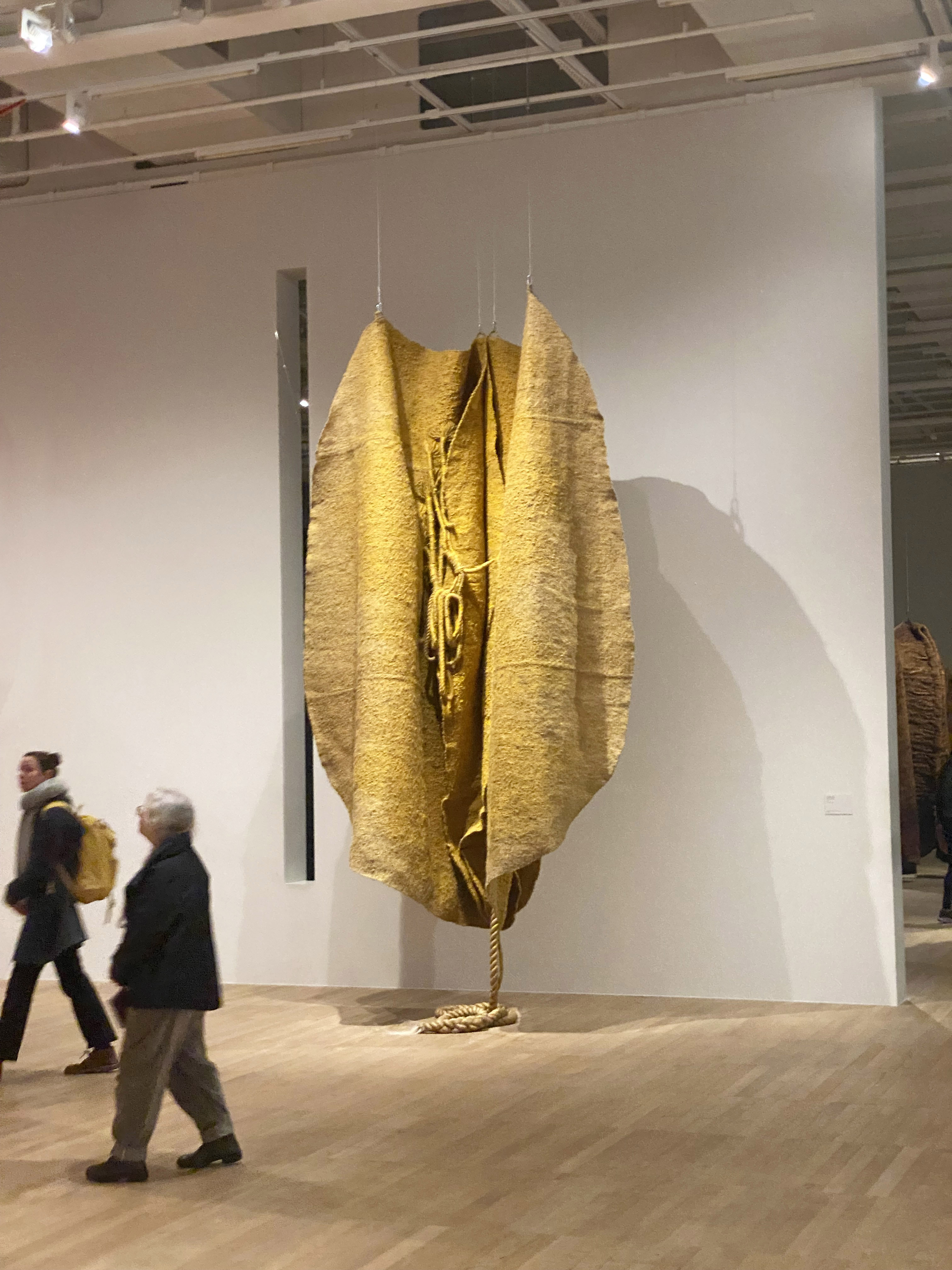 Abakanowicz retrospective at Tate Modern with UAP students