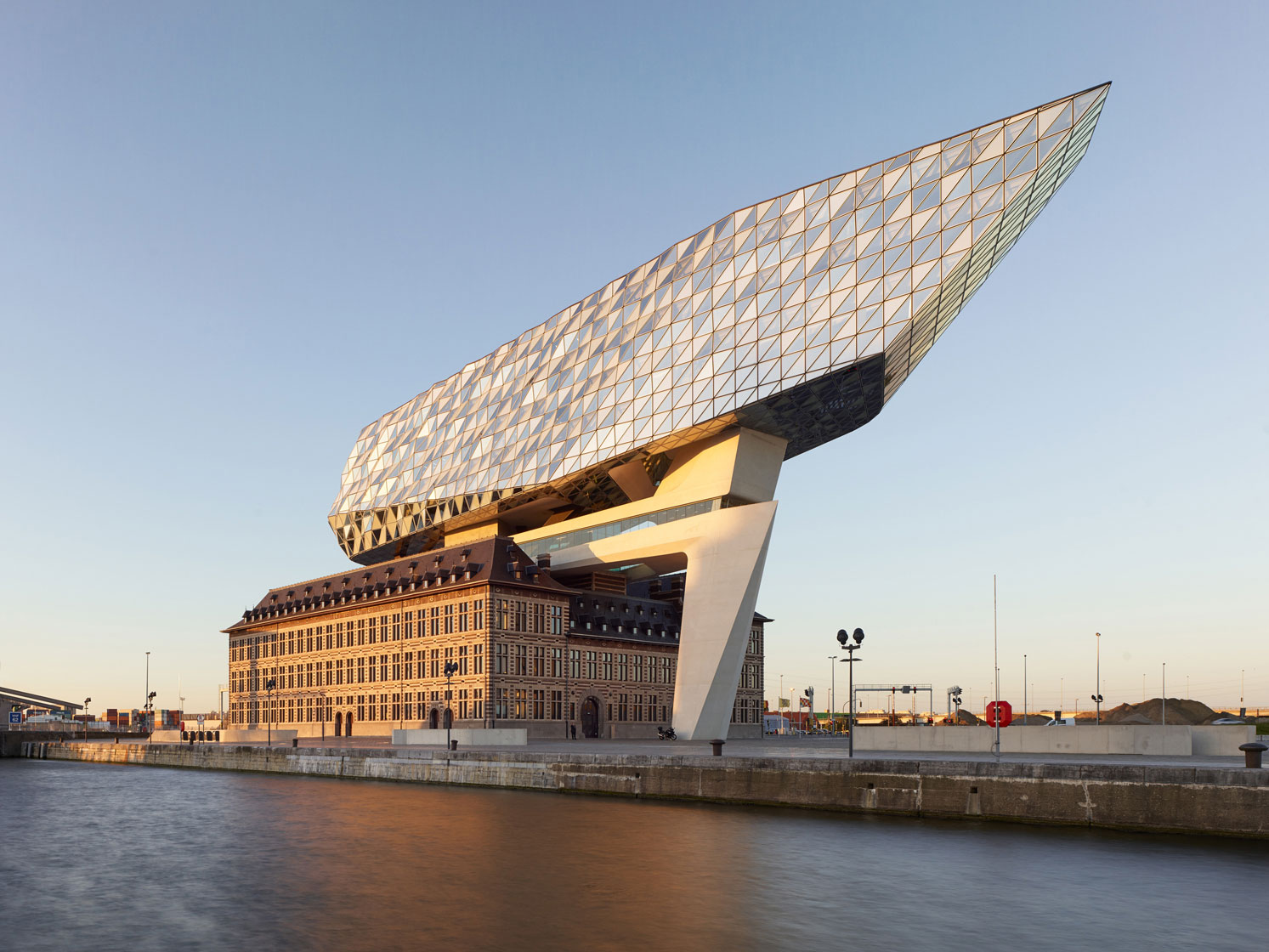 ZAHA HADID ARCHITECTS - PORTHOUSE - ANTWERP, BELGIUM