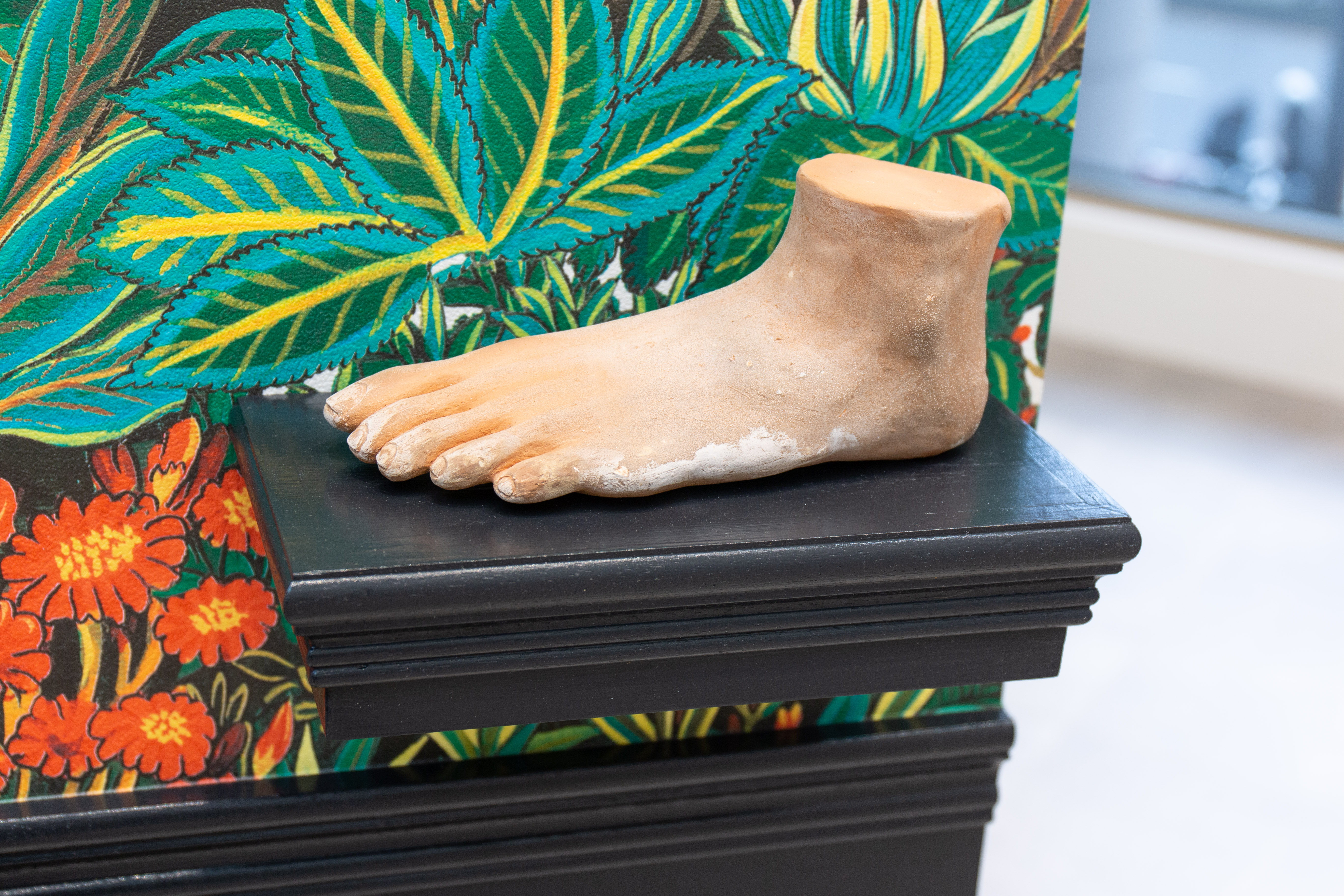 footearthenware, wood, paintsculpture 22.9 x 10.2 x 10.2 cm (9 x 4 x 4 in)shelf 25.4 x 6.4 x 14 cm (10 x 2.5 x 5.5 in)