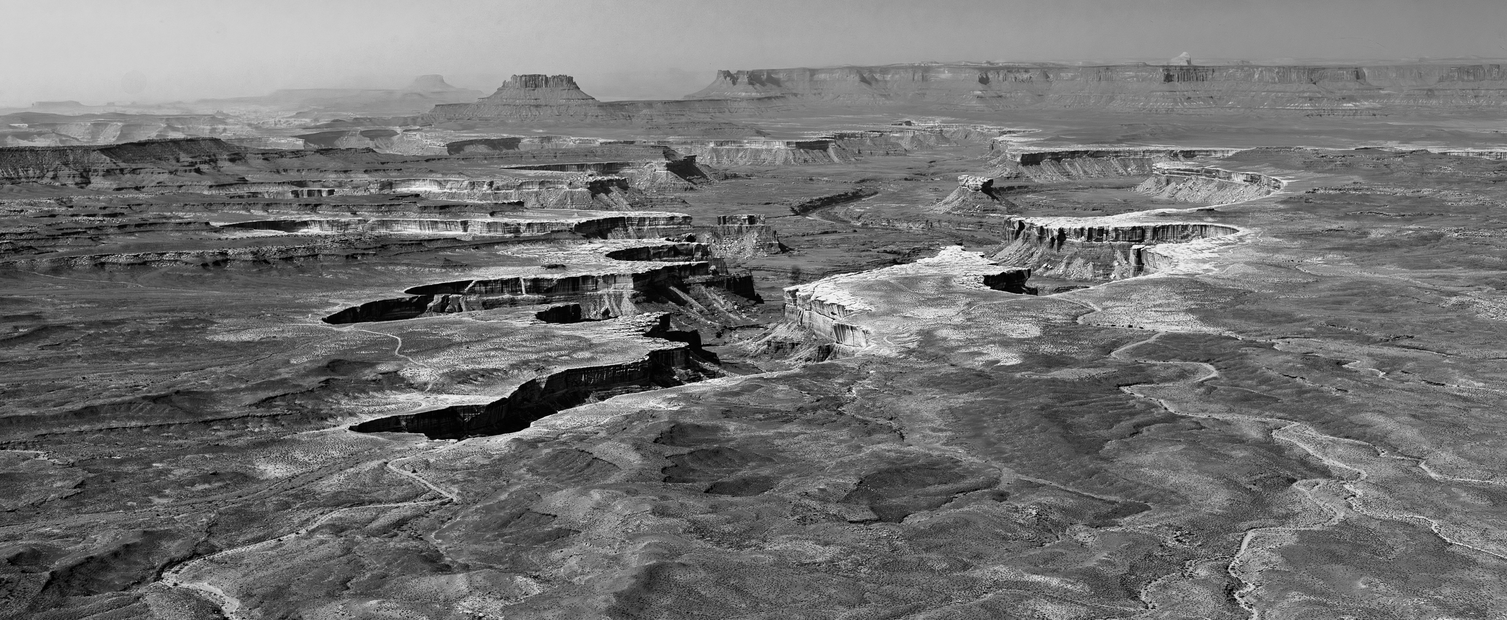 Island in the Sky, près de Moab. Green River Overlook, les méandres de la Green River. 