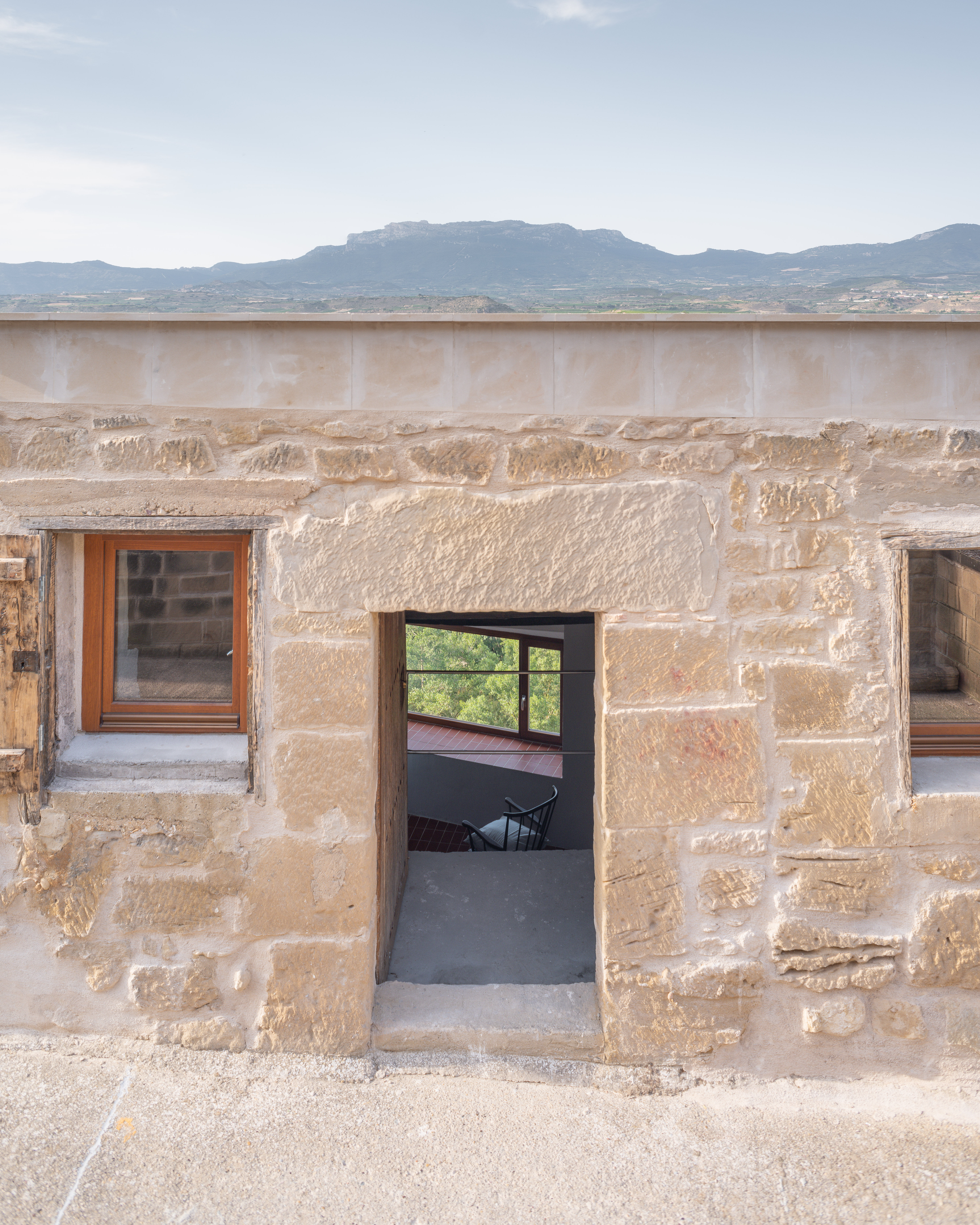 Briones, Acera del Medio