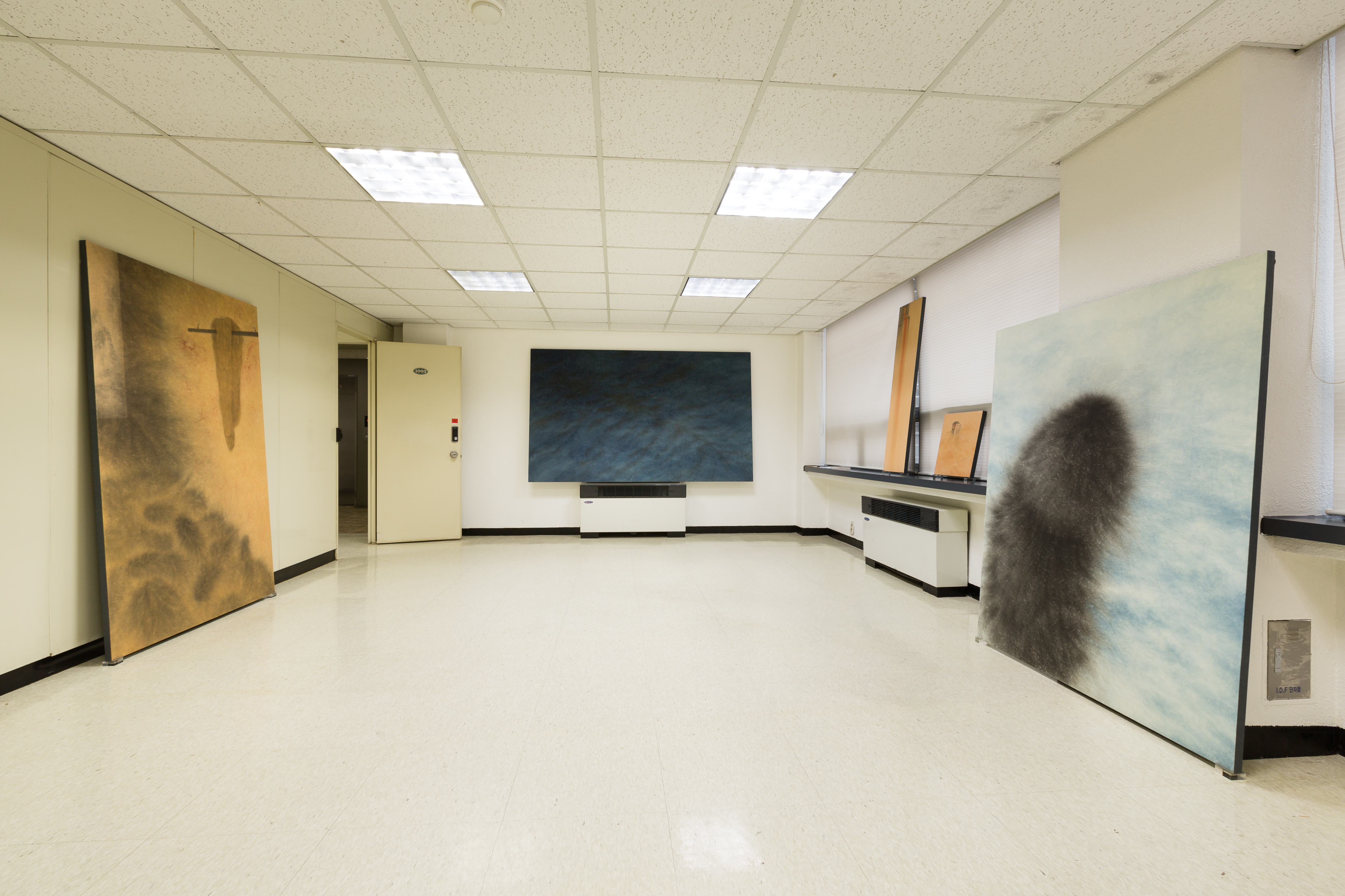 Installation view of Coincidence at 1003-ho Chang gang Bldg, Seoul, 2013. Courtesy of the artist