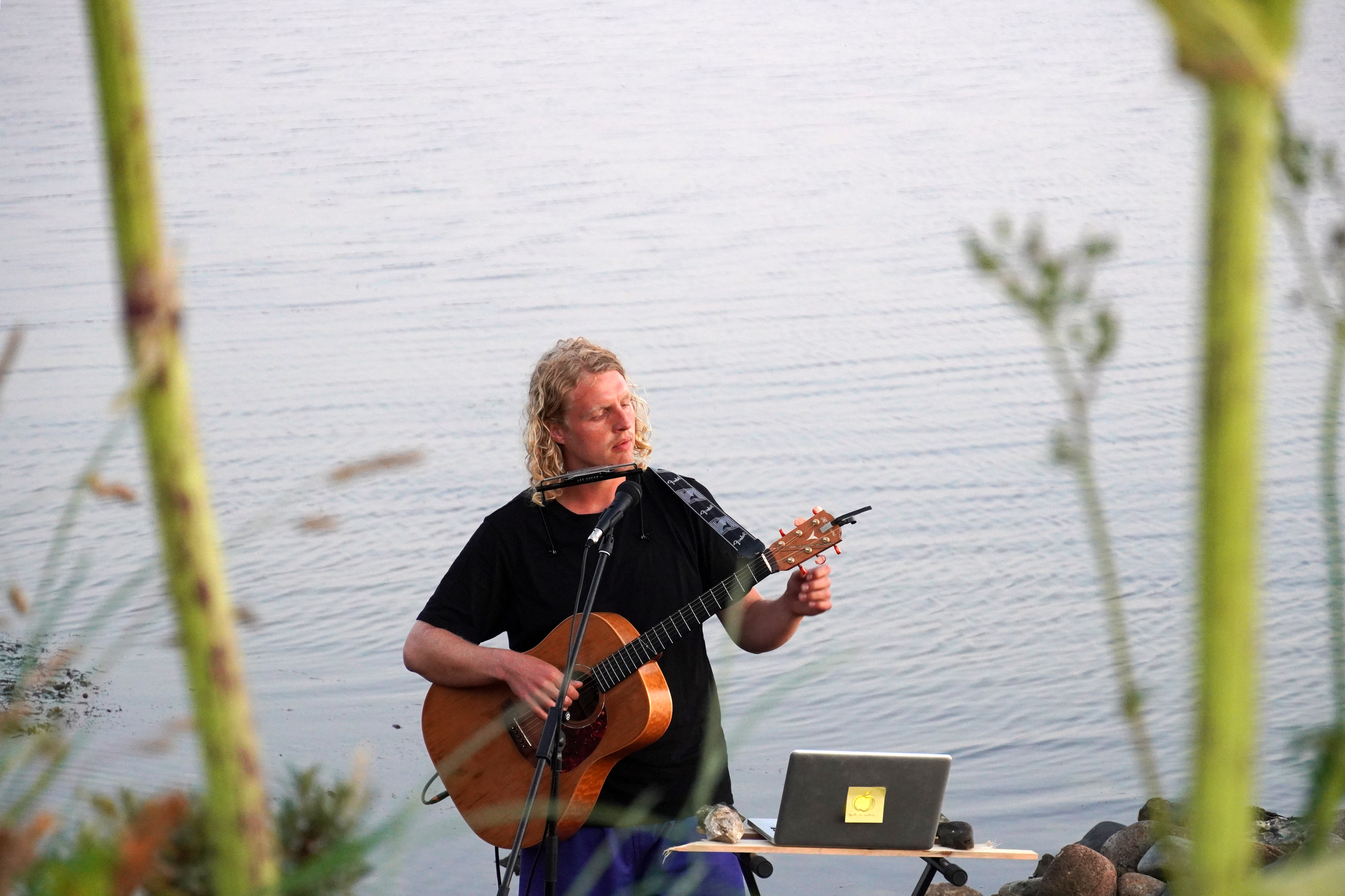 Documentation from performance and community meal by The Nomadic Platform for Eco-Economic Futures during the event Back to Nature - a part of the project Alternative Limfjord Ecologies, Lindholm Fjordpark, 2020 (photocredit: Rikke Ehlers Nilsson)