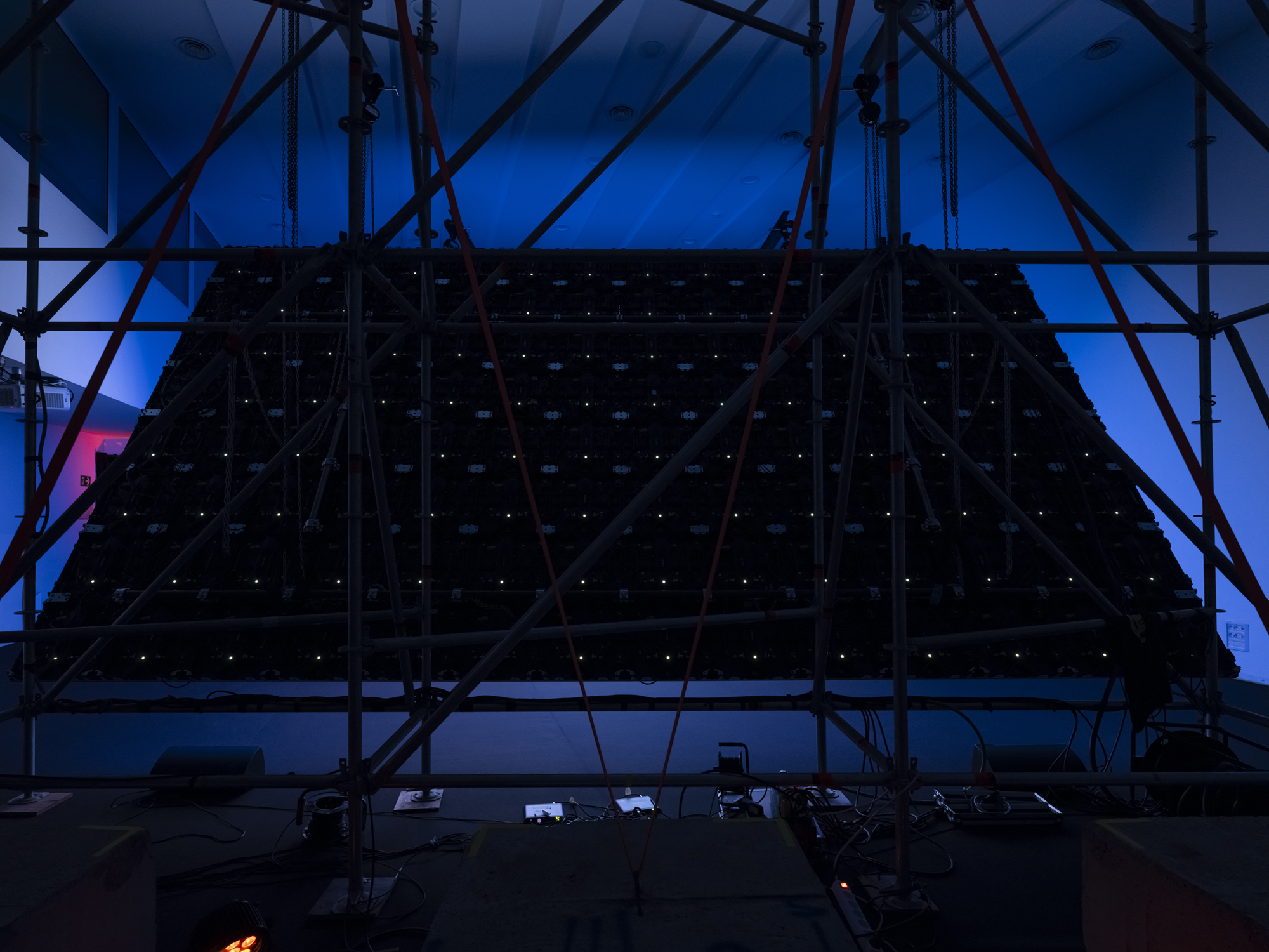 Ser Ningú. CCCB. Centre de Cultura Contemporània de Barcelona. Kosmopolis. 2-10-25