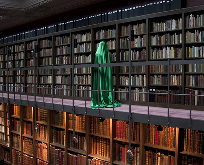 Monument, 100 x 81cm. 2013