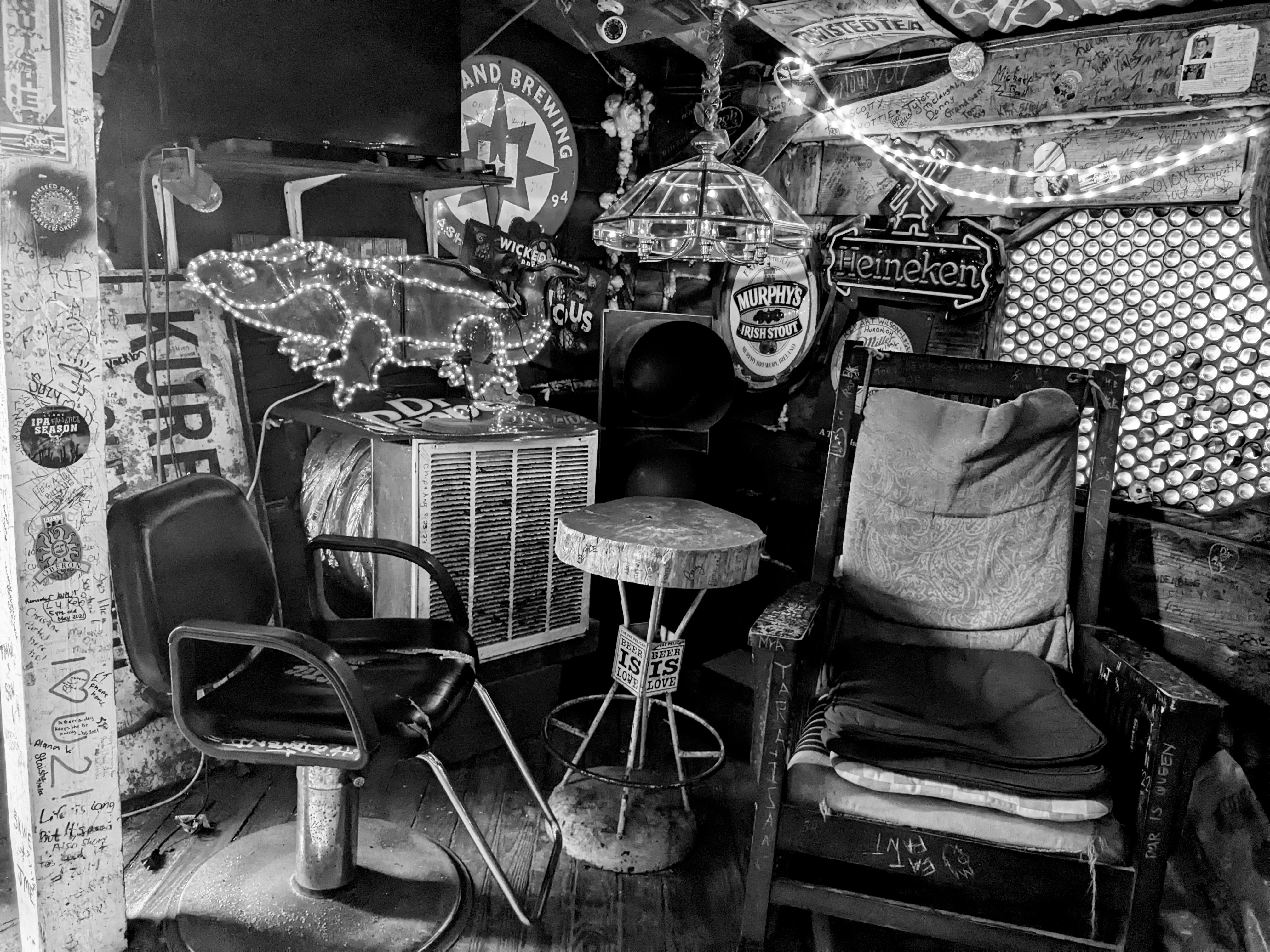 A bar waits for royalty to arrive. (Carolina Beach, North Carolina)