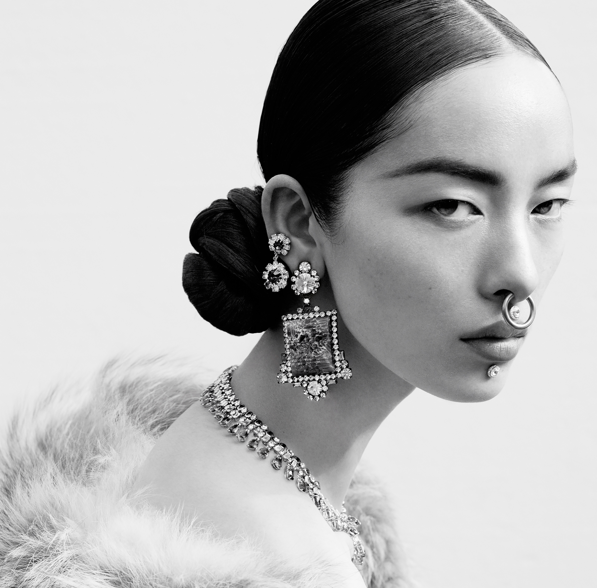 Fei Fei Sun by Mert Alas & Marcus Piggott. Vogue Italia, 2015 