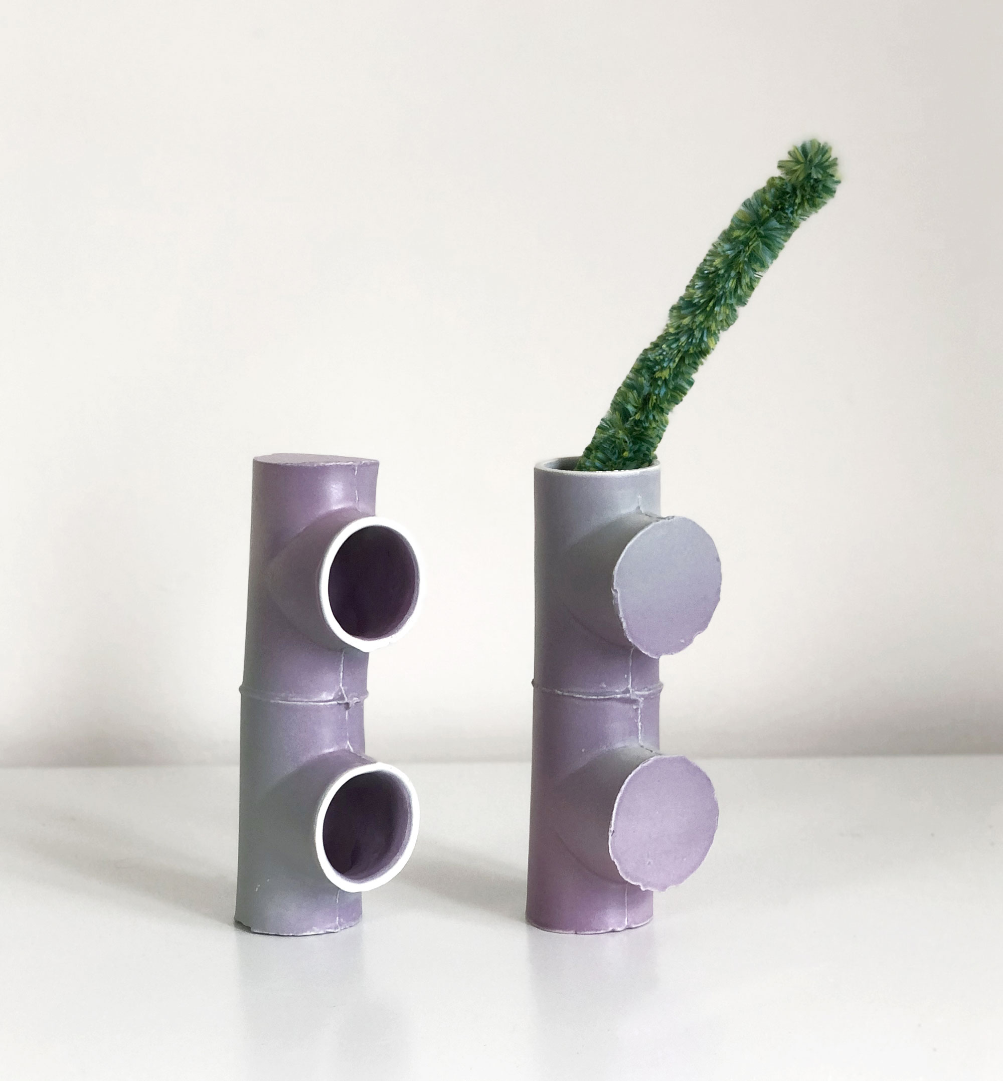 ☎ TT & TT, Modular, 2019 –. Stoneware, glazed. ⌀ 2 ½”