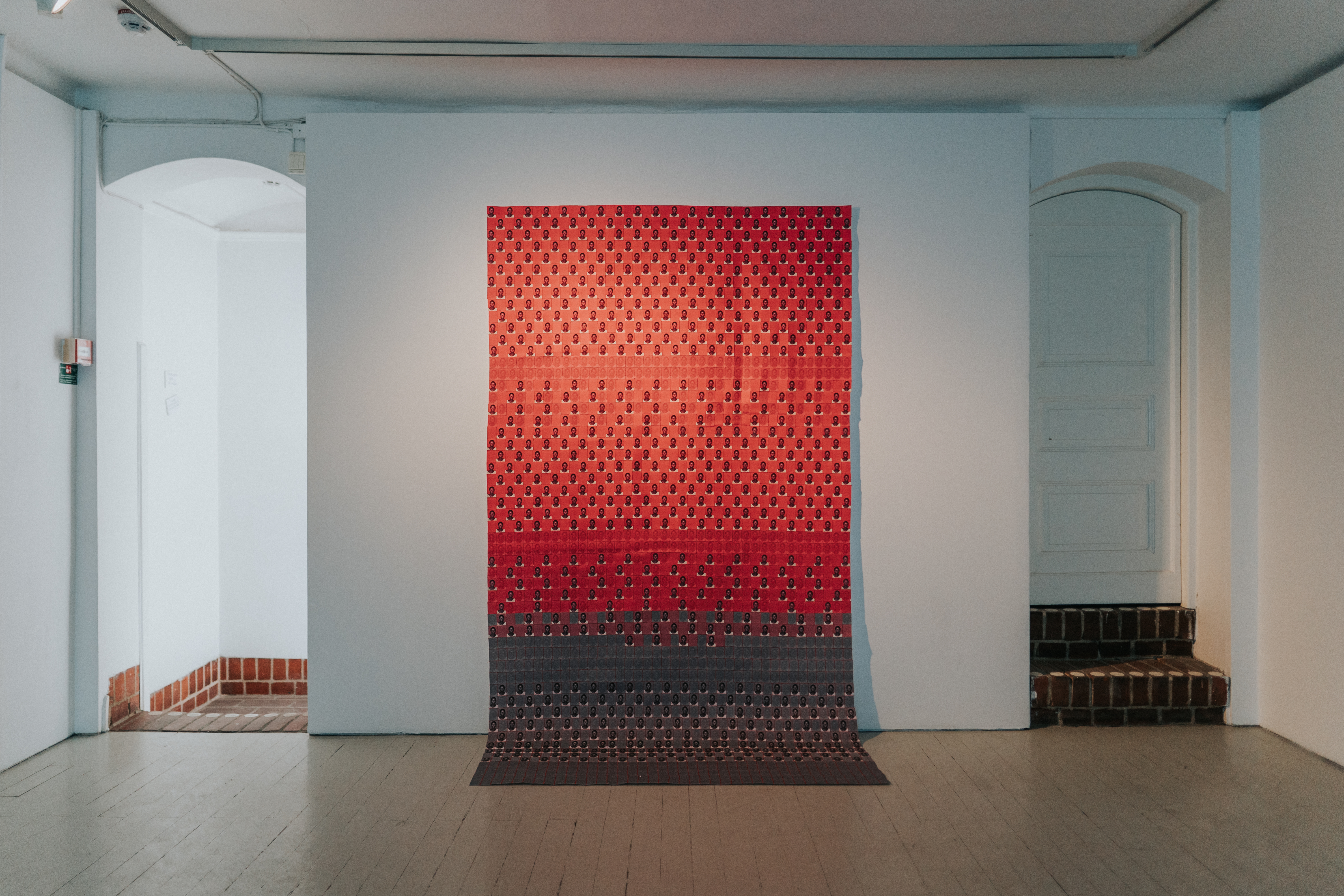  Installation view. Waiting Tides, Krognoshuset 2025. Photo: Loc Vo.