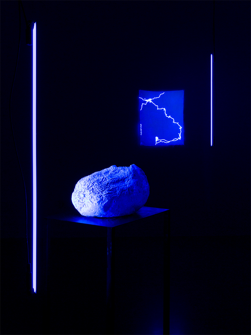 في النص صور / Pioggia secca Project room 21st June - 21st July 2017