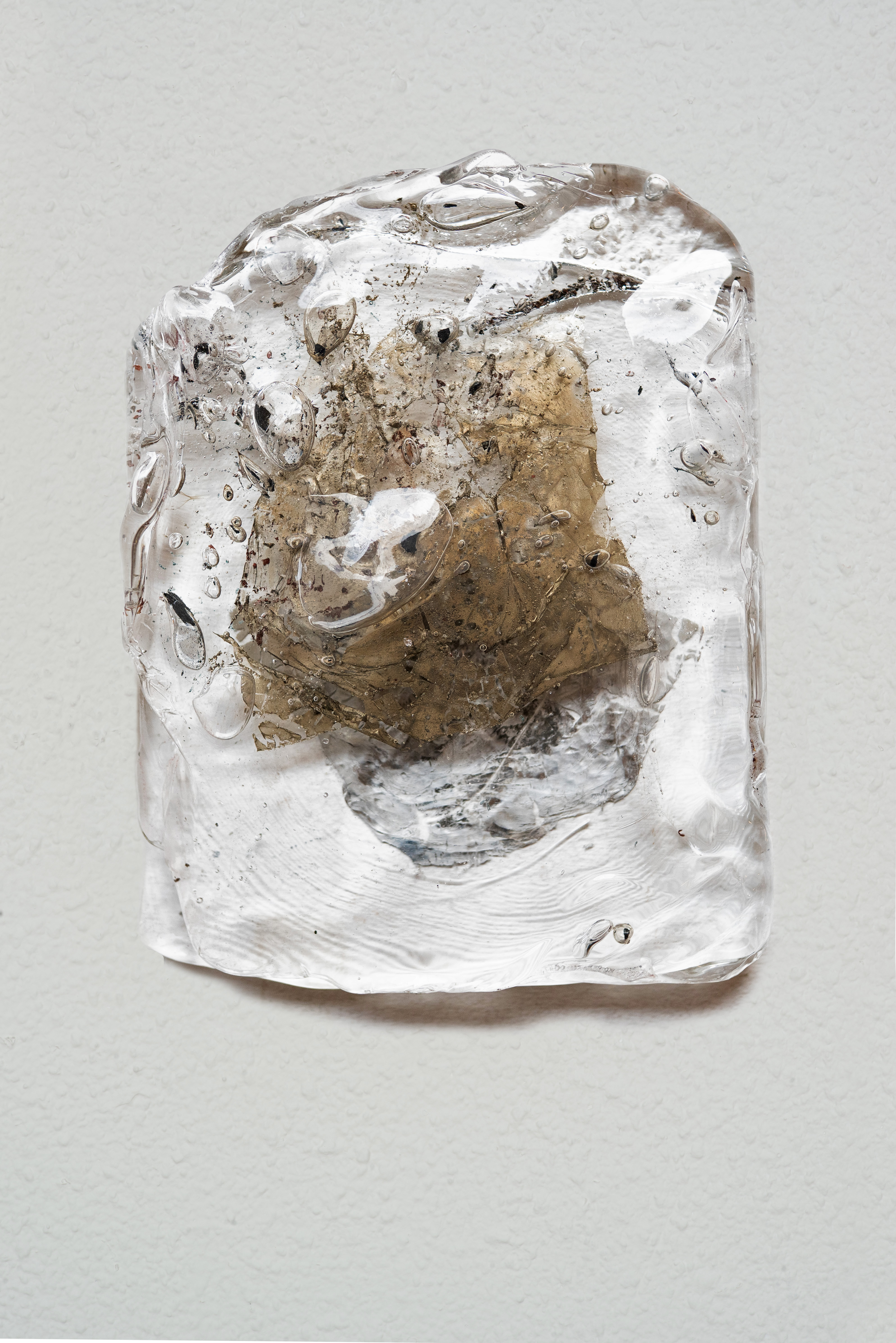 VETRO V2024Glass, silver leaf, gold leaf29 &times; 21 cm&euro;620