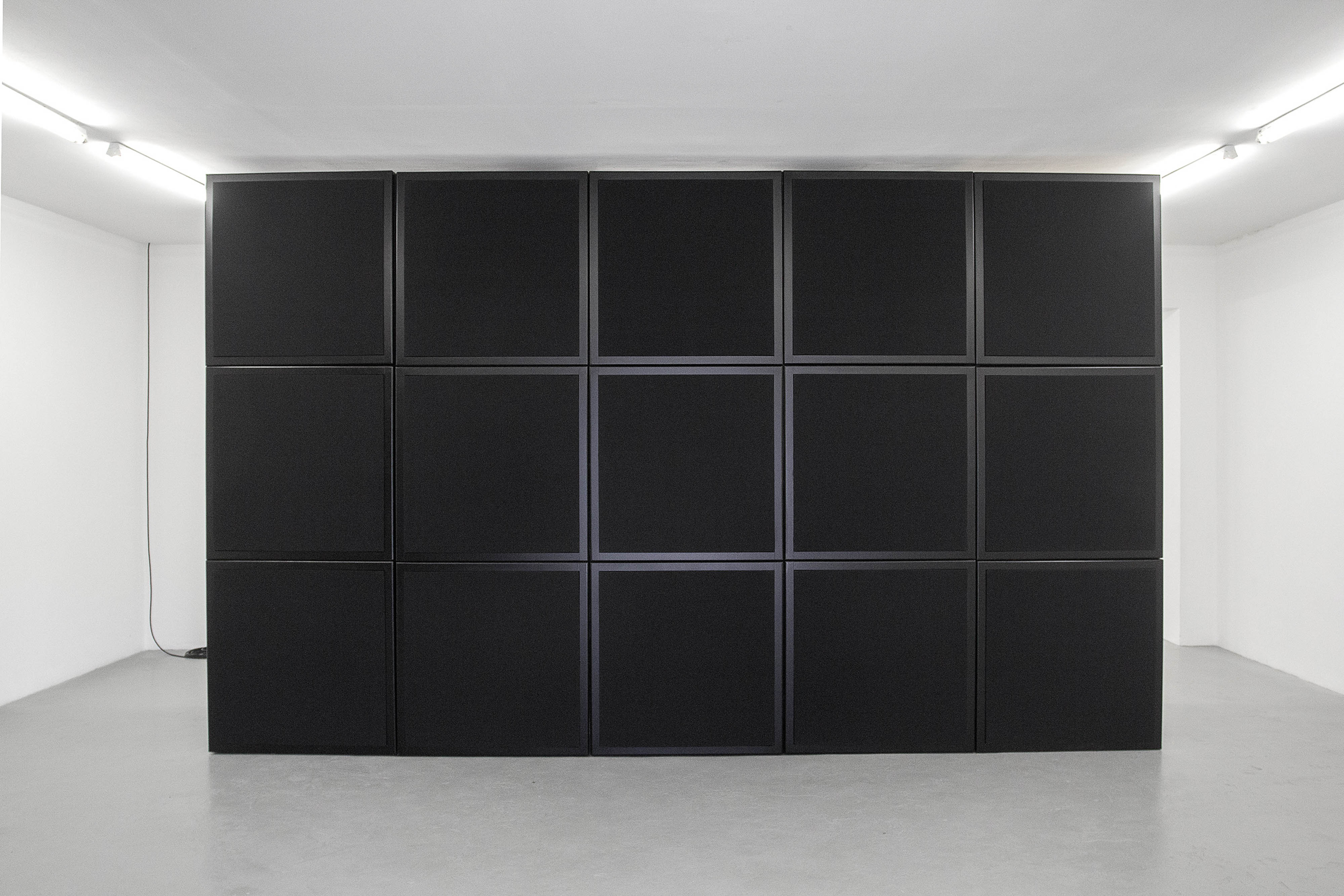 James Webb, Untitled (with the sound of its own making) (2016) | Solar-powered, multi-channel loudspeaker system broadcasting recordings of hands beating on doors ; 3 x 5 x 1 m, duration 00:18:13 // Edition of 2 + 1 AP