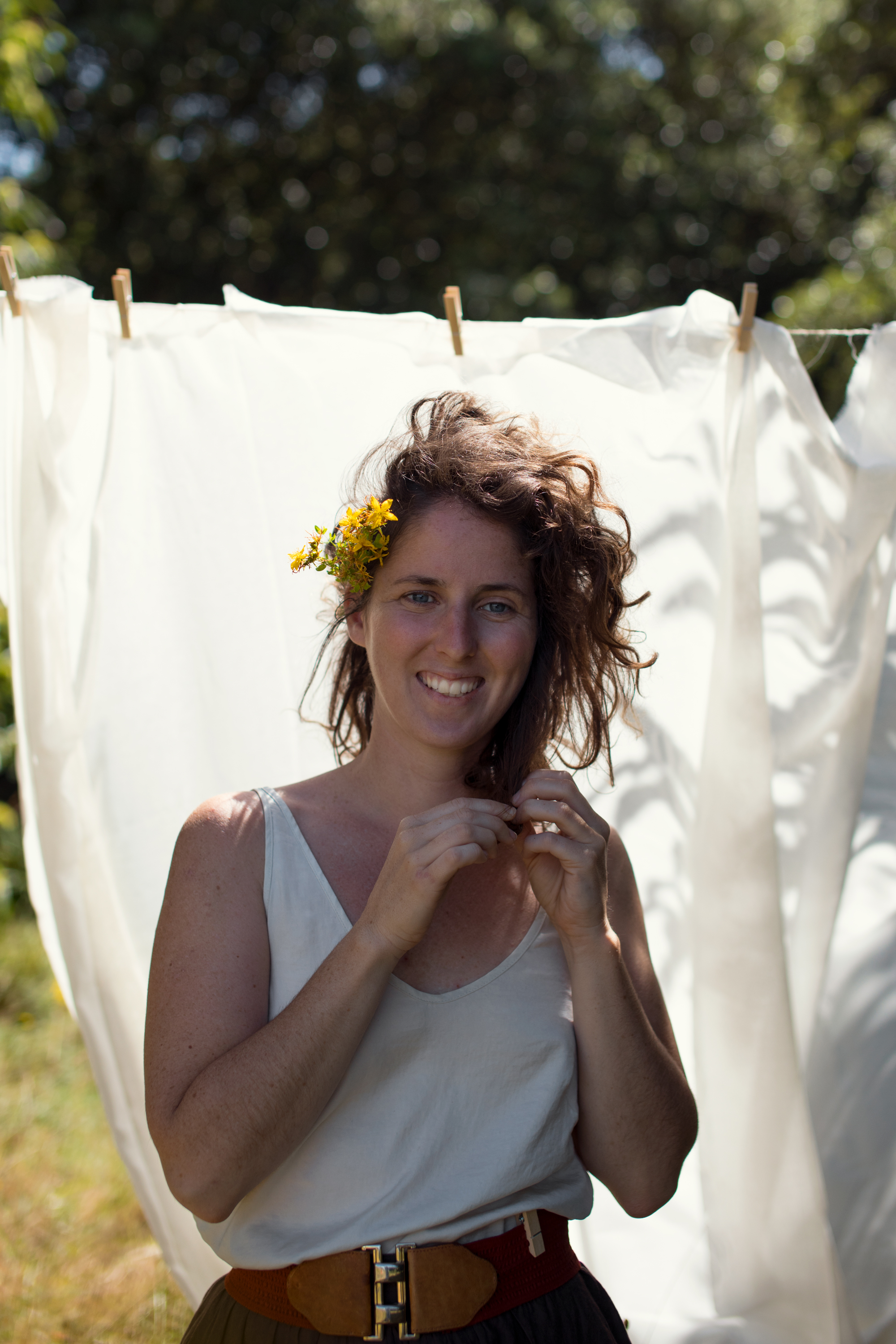 Louise, Amoureuse du vivant, des plantes sauvages et du vin nature
