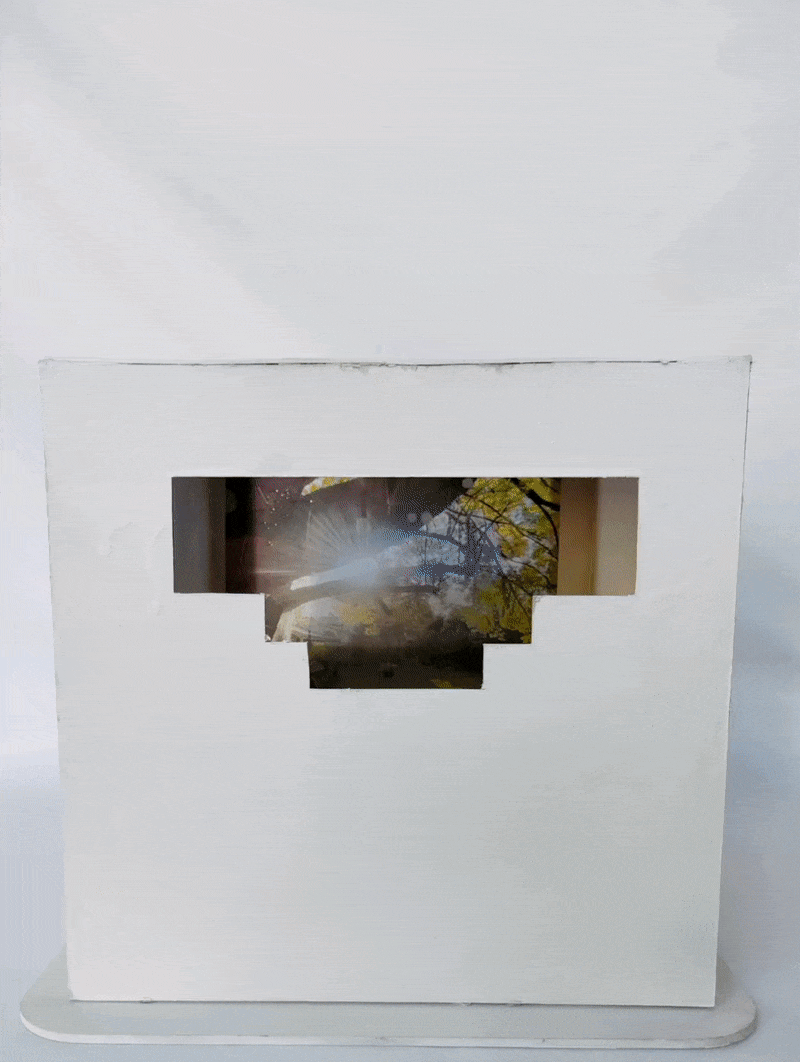 Experiential box GIF. Groenewald, A. Unit 21. 2021.