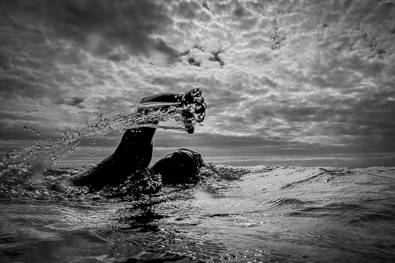 Tiago Sato preparing himself in the icy waters of Folkestone, September 2010