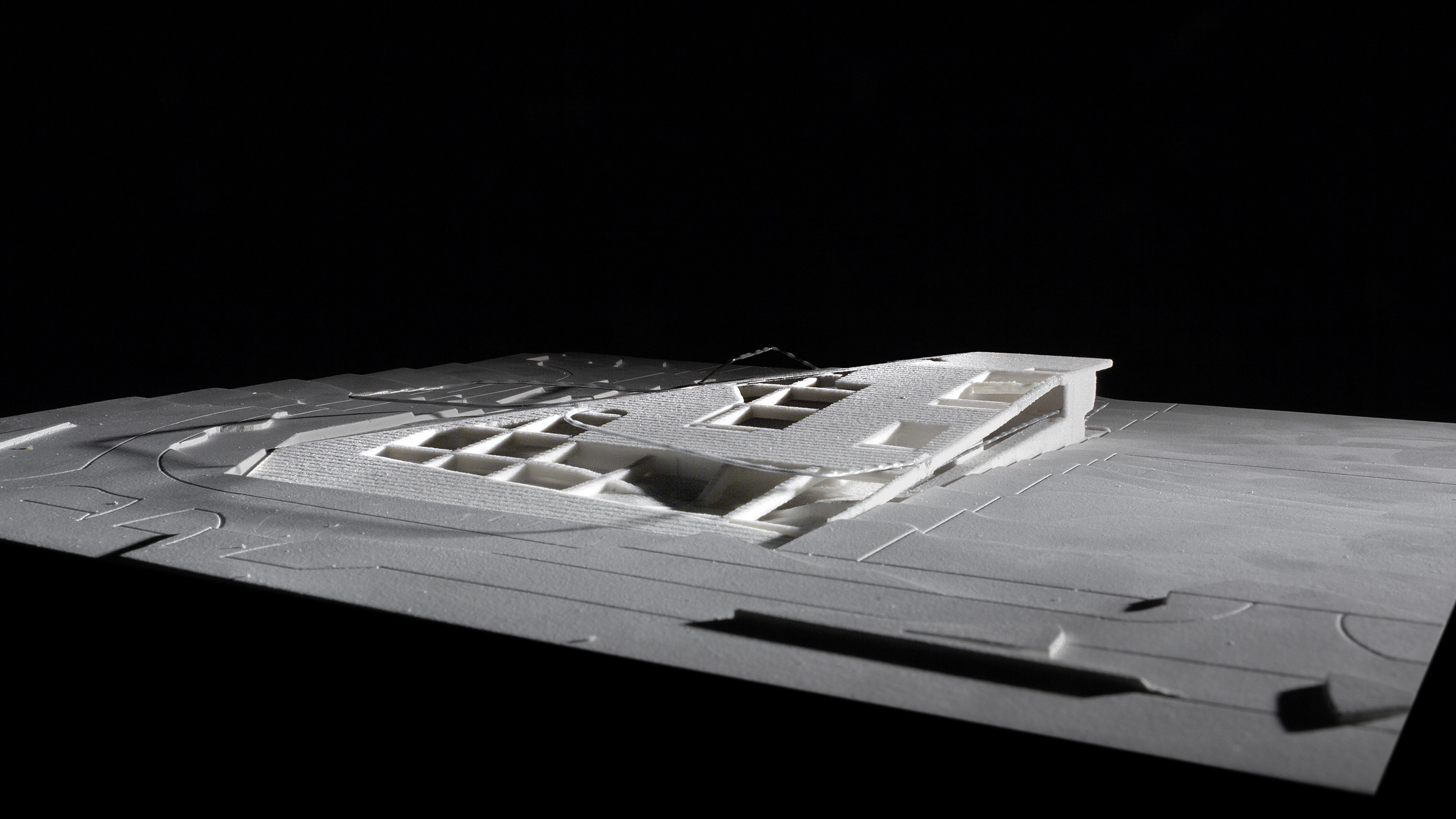 Model 1:200