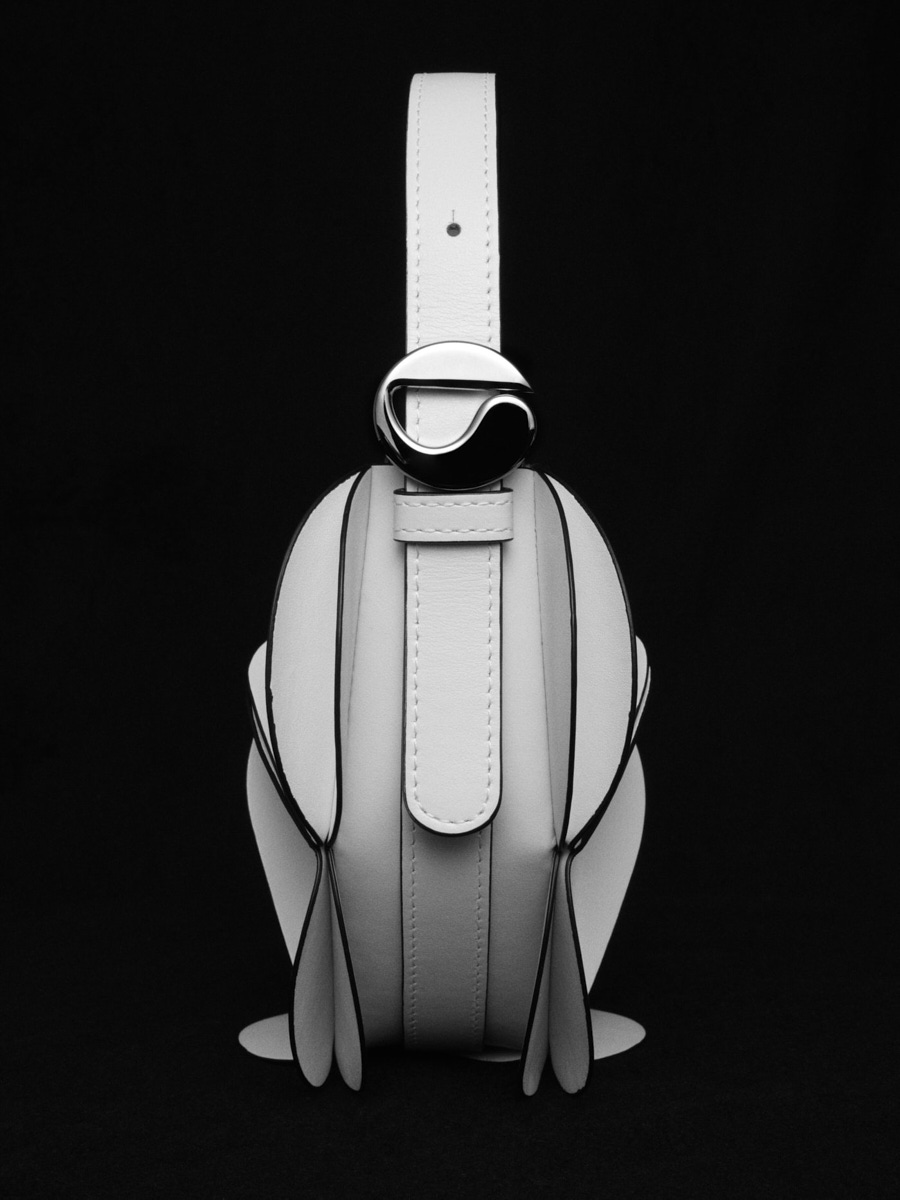 Schön Magazine (3/6)