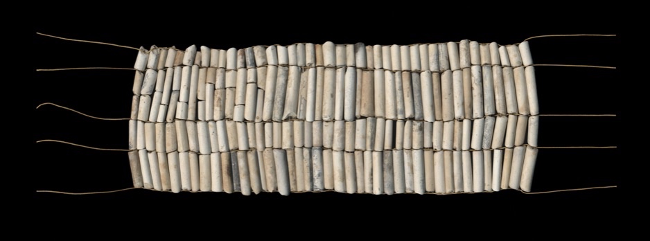 Nadia Myre. Code Switching. 2017. Impressions jet d’encre.