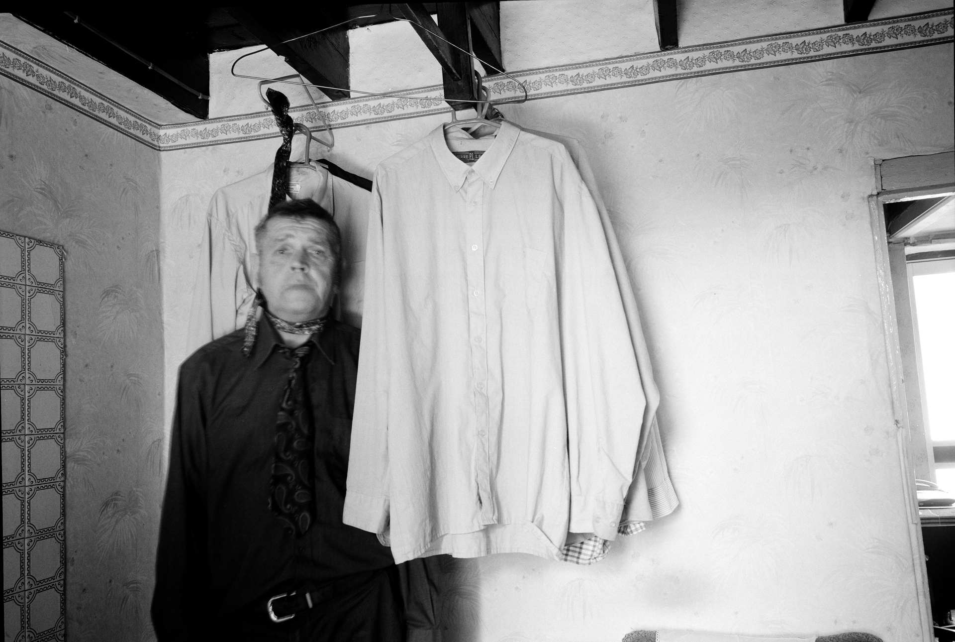 Mu Mu ll (Mad About the Cow), 1998, 51 x 41 cm, Selenium Toned, Silver Gelatine Print