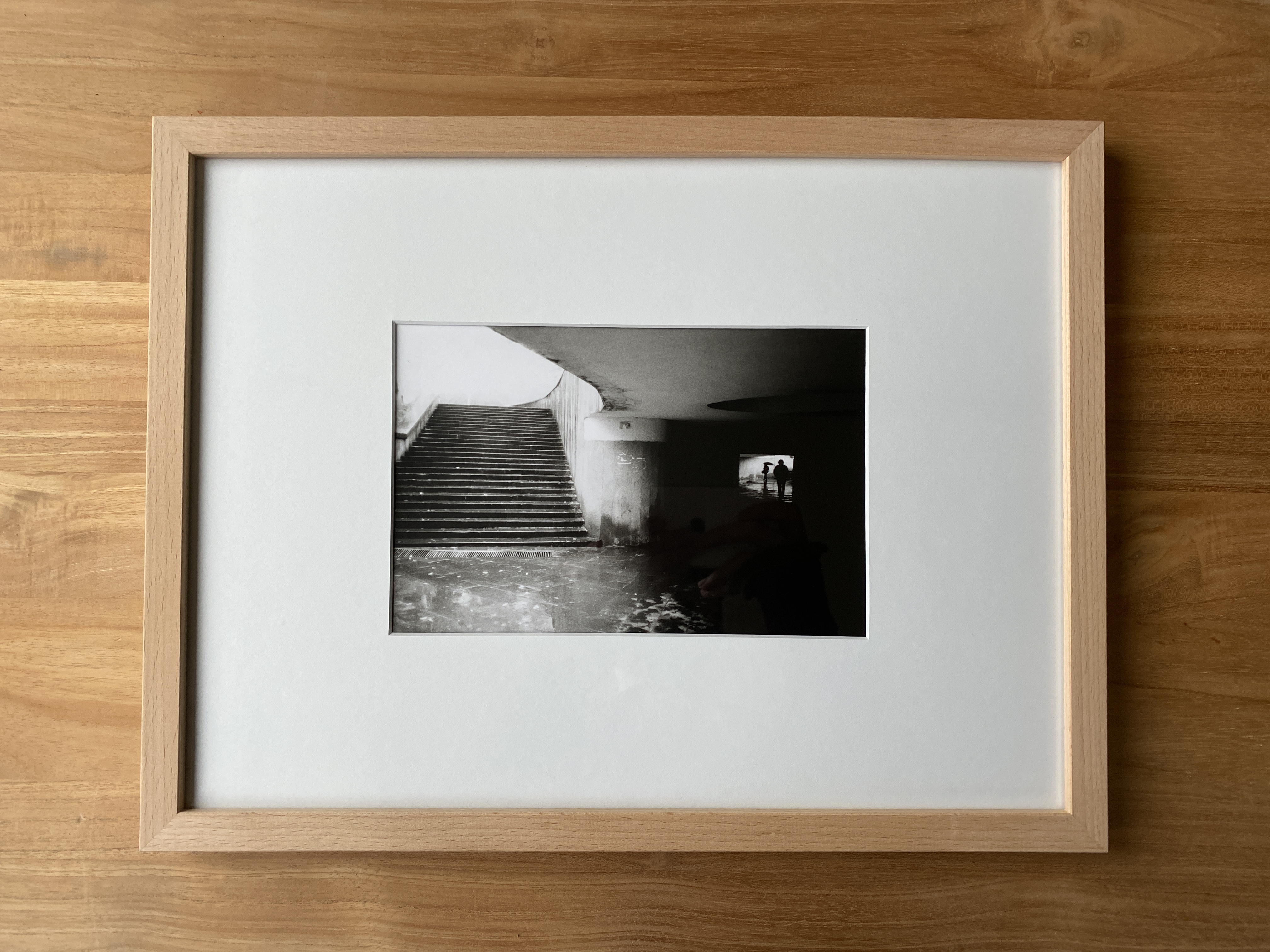 Picture above is a 18x24 cm print with a 30x40 cm frame