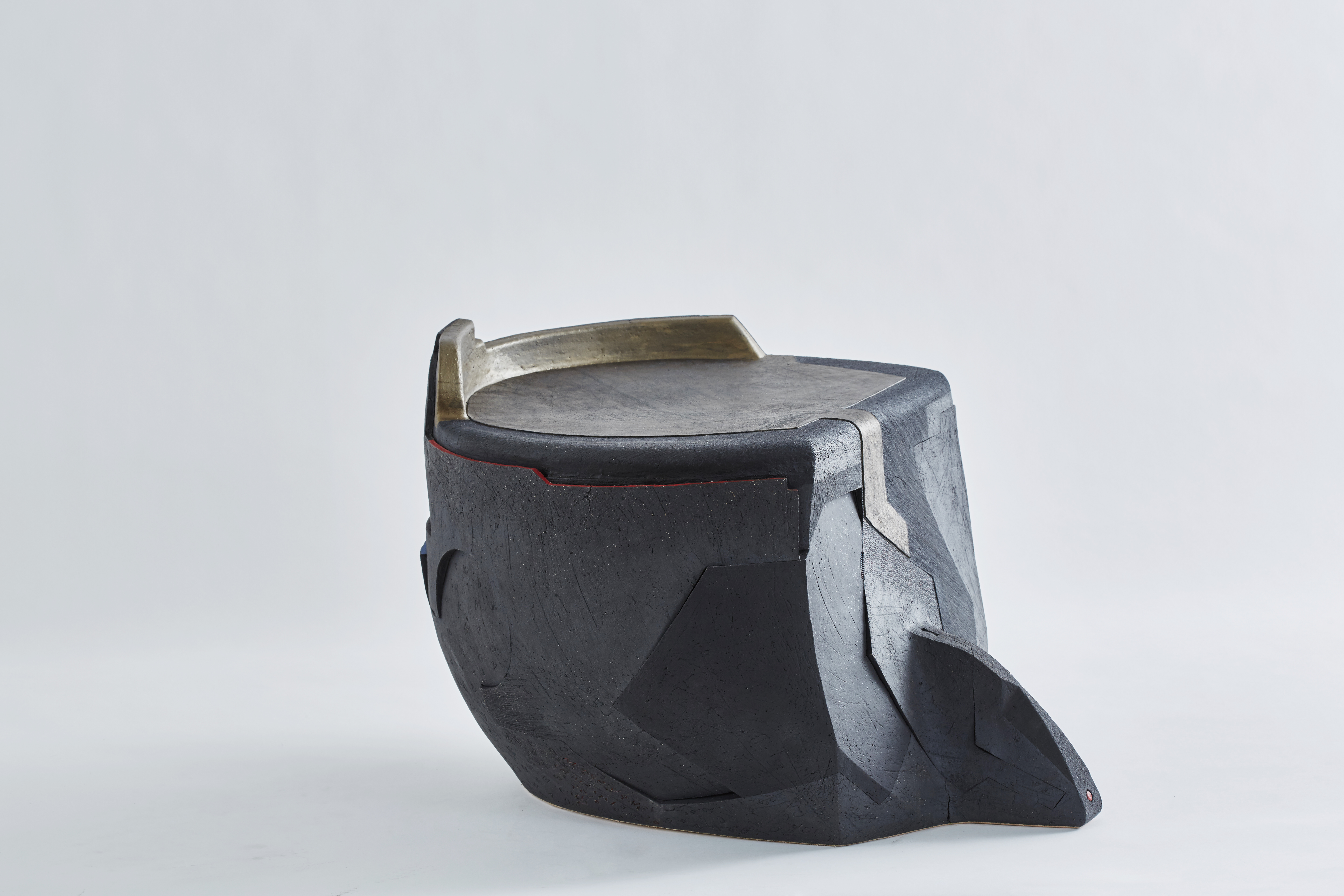 Andile Dyalvane, Soze Nyanga (Mud Table/Stool)