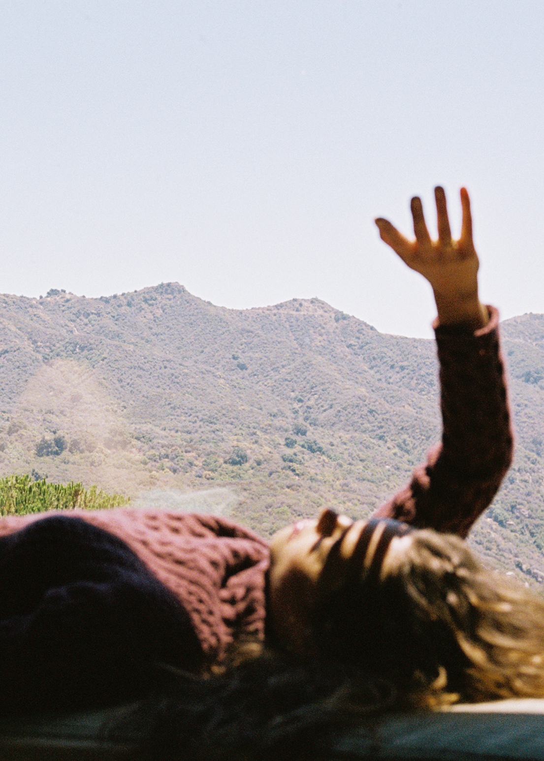NAKED CASHMERE / NAKED IN THE COUNTRYSIDE