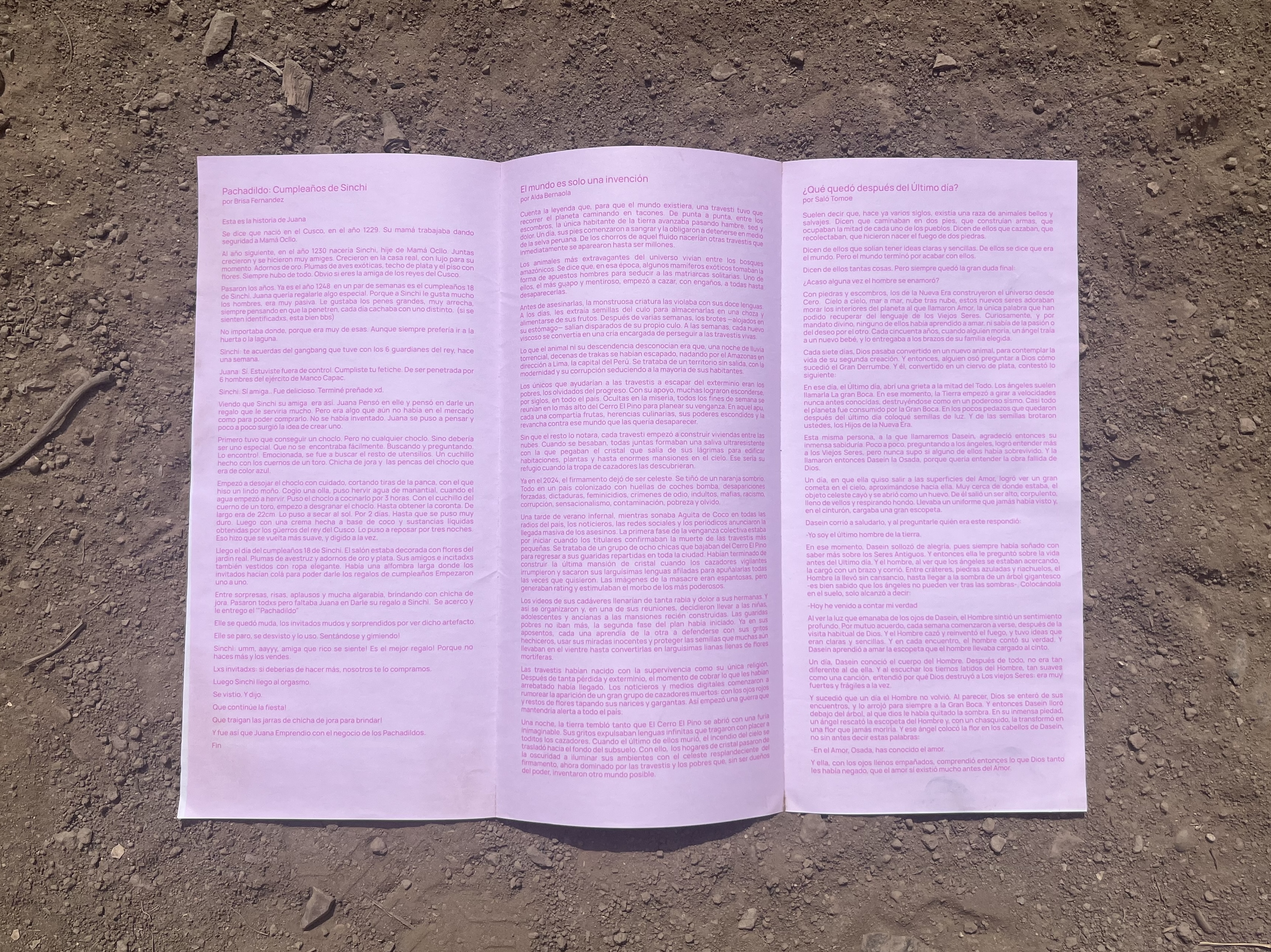 Folded flyer featuring the three myths written by La Alda, Brisa Fern&aacute;ndez, and Salo Tomoe, along with a comic strip by Estado de Limbo inspired by those myths