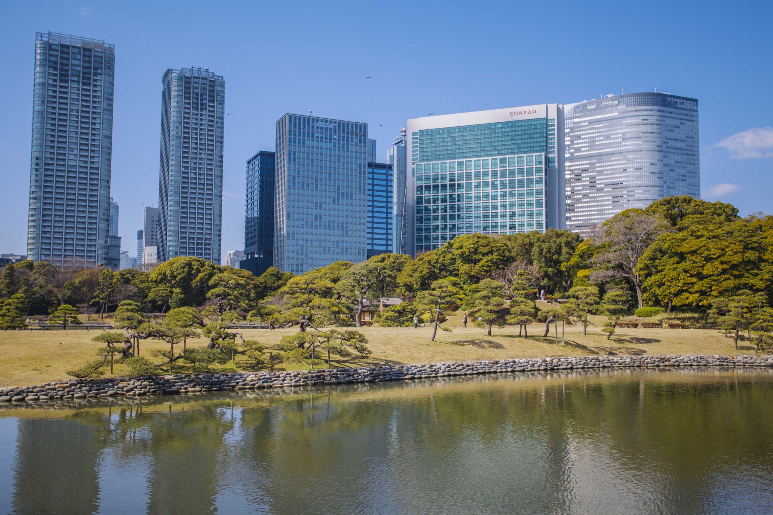 Hama Rikyu Garden And Tea House Shiodome When In Tokyo Tokyo S Art Design And Architecture Guide