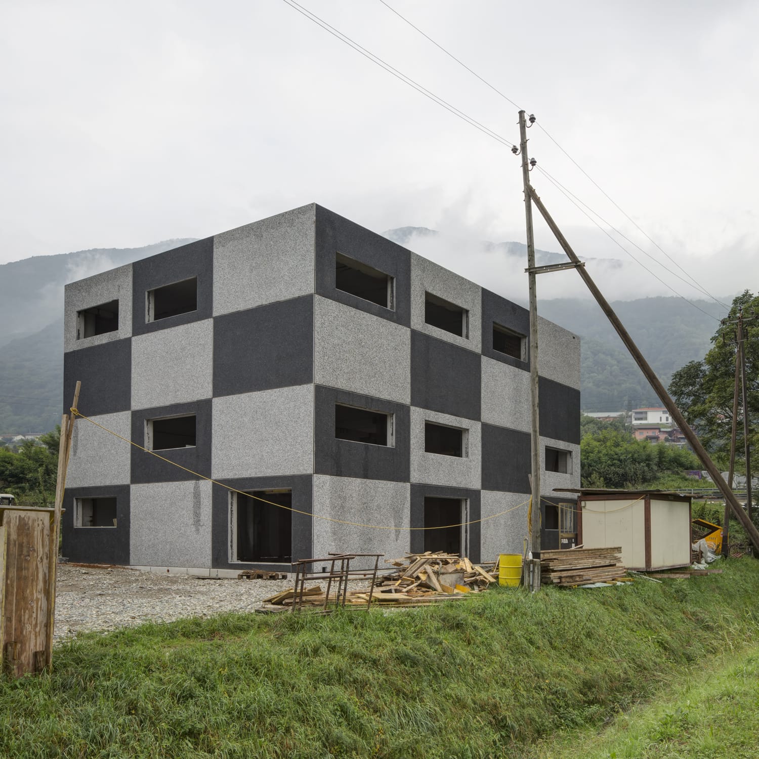 2015︎ Ristorante Abitazione a Taverne