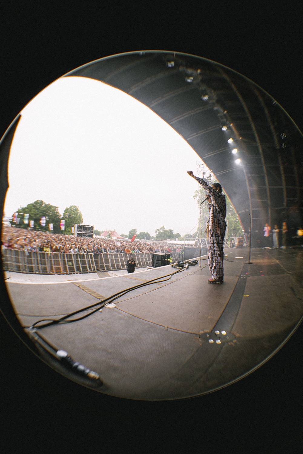 OLIVIA DEAN AT CROSS THE TRACKS