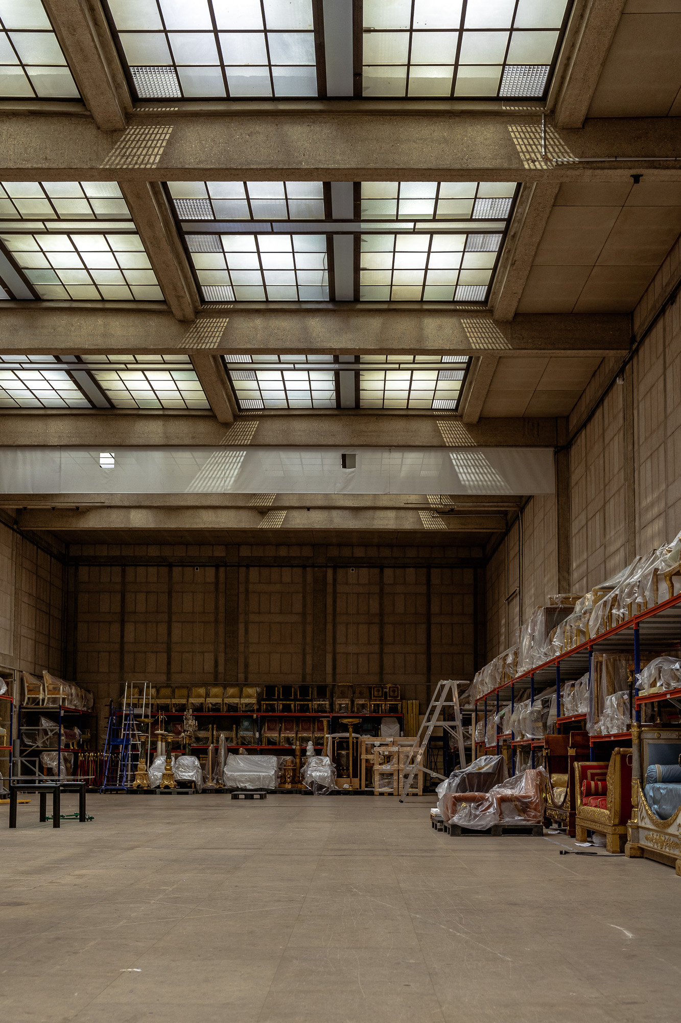 Mobilier national with Invisible Collection