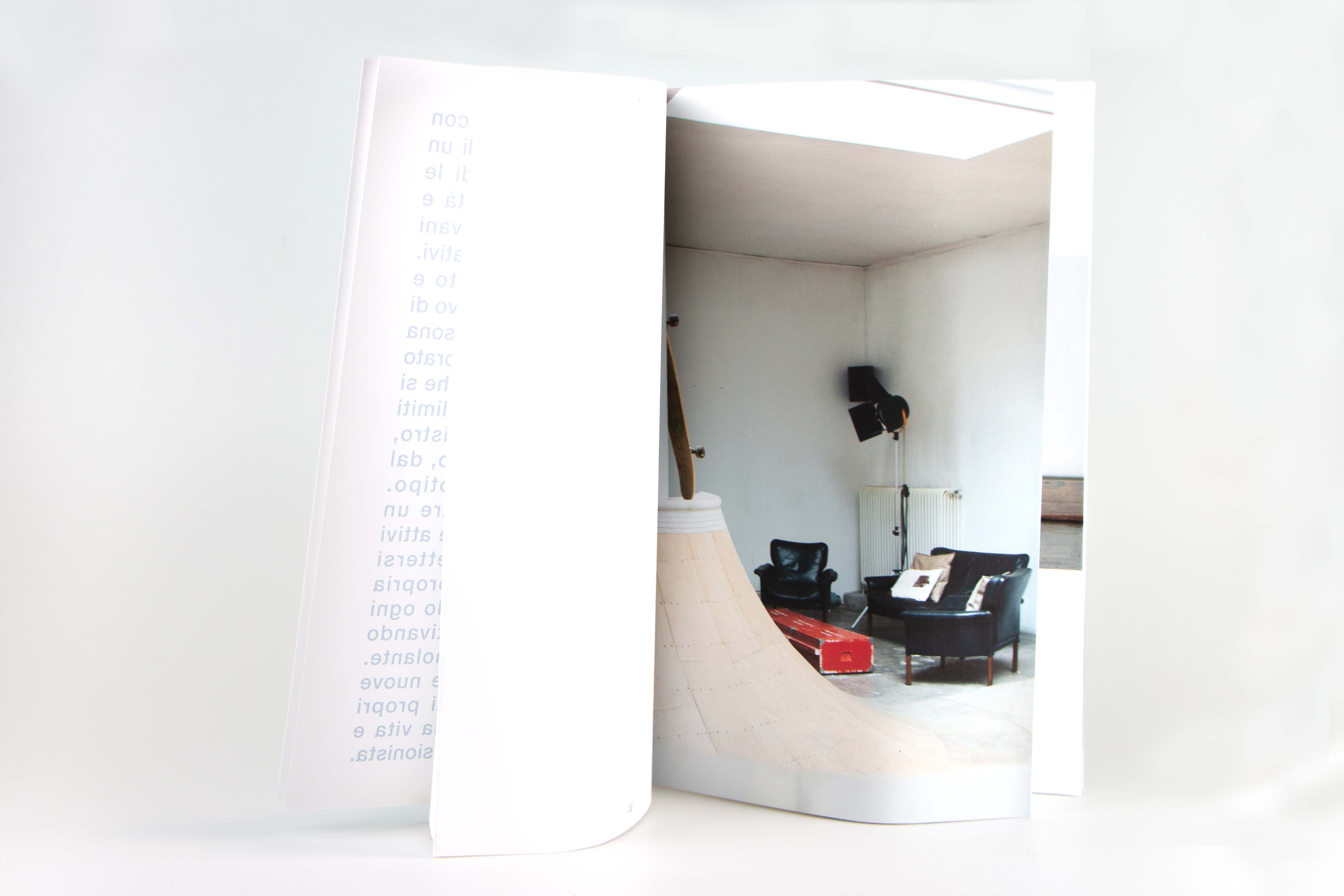 ︎ ZIP TORINO, ISSUE, 279X432MM, digital print, white uncoated paper, 70 pages, french folding, exposed thread sewing binding.