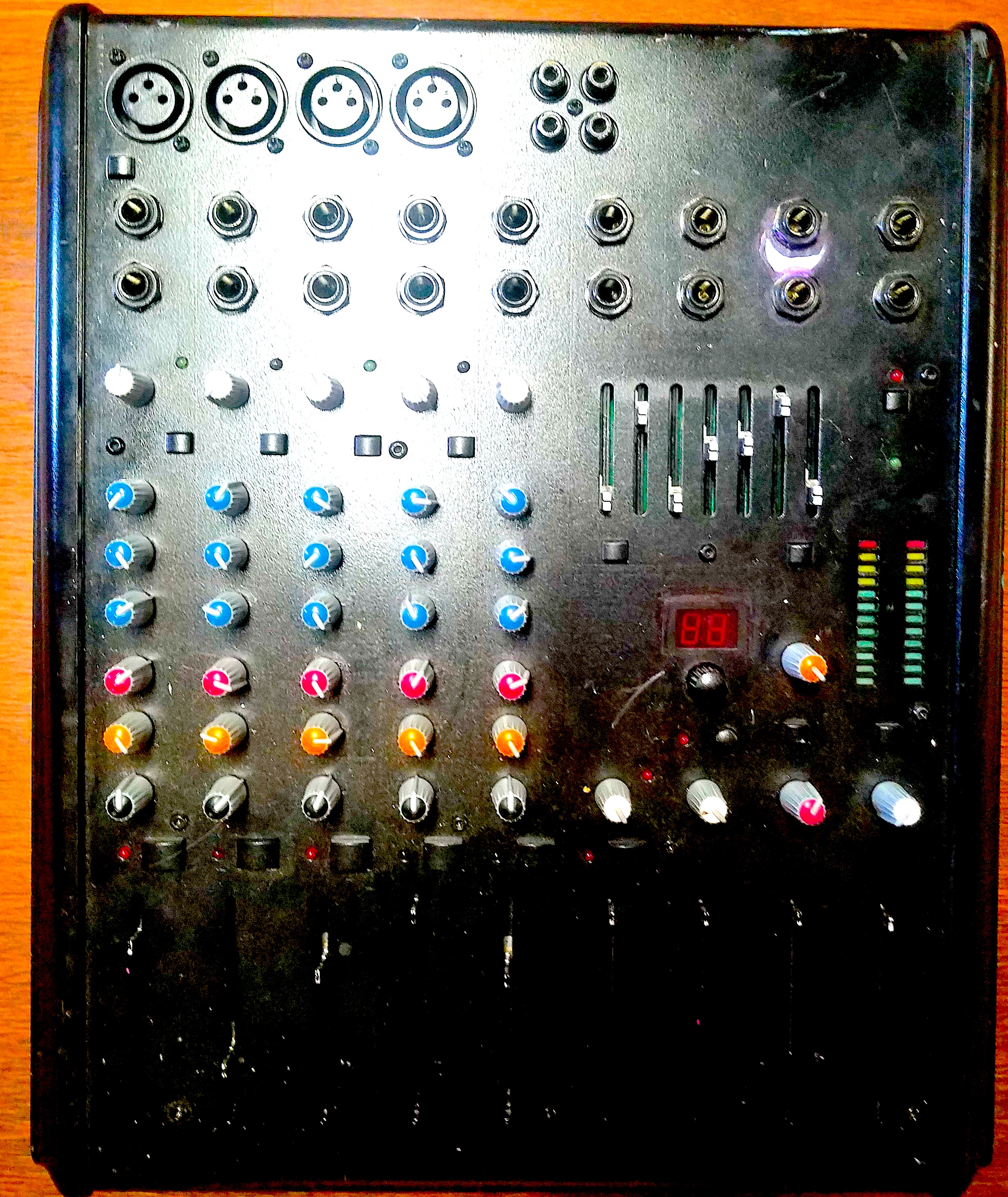 Ancient higher end Alexis rewired mixer, good with the EQ, bad FX, never could push this one into the outer reams of frequency hell 2007 maybe still works