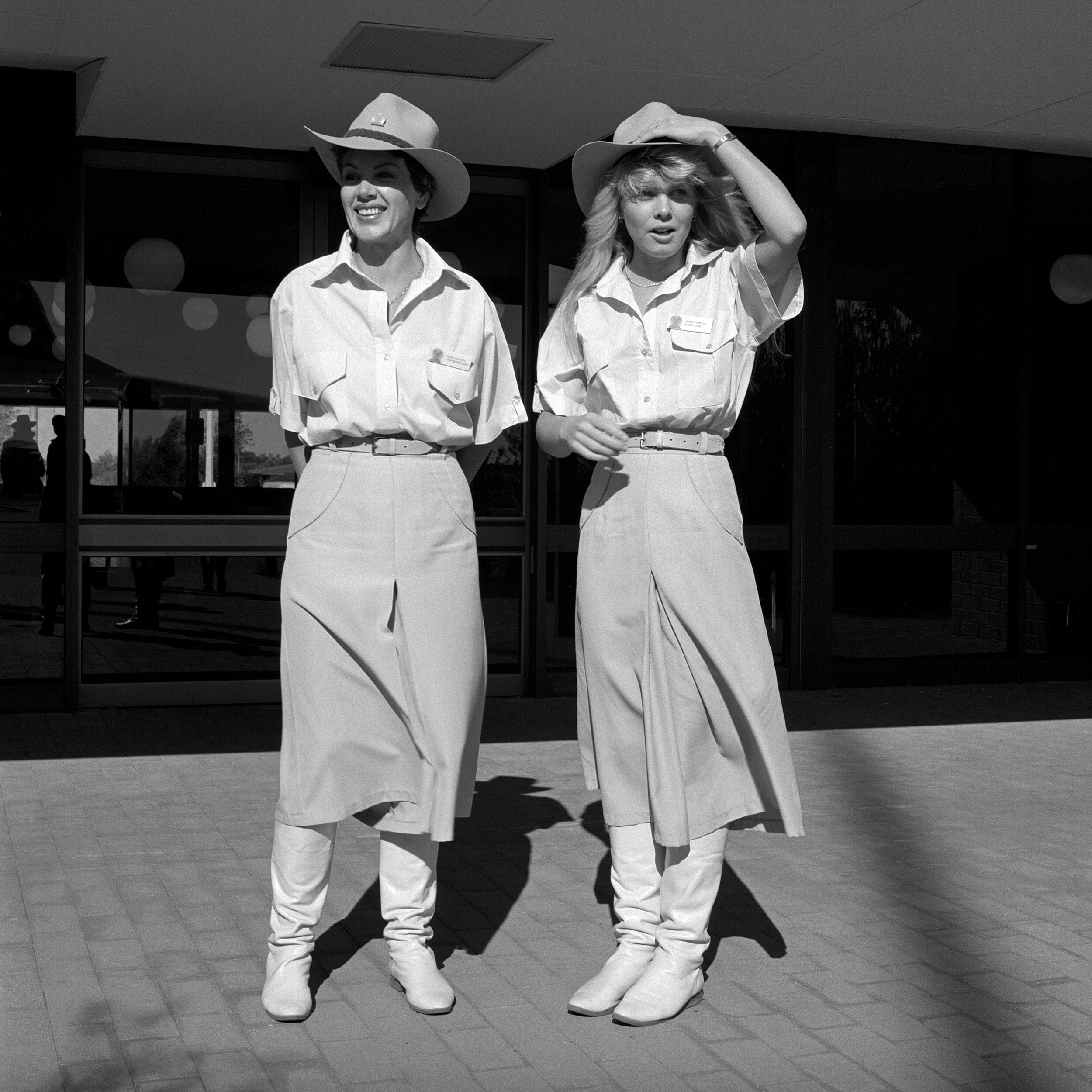 AERODROME WORKERS, Near Uluru, Red Centre