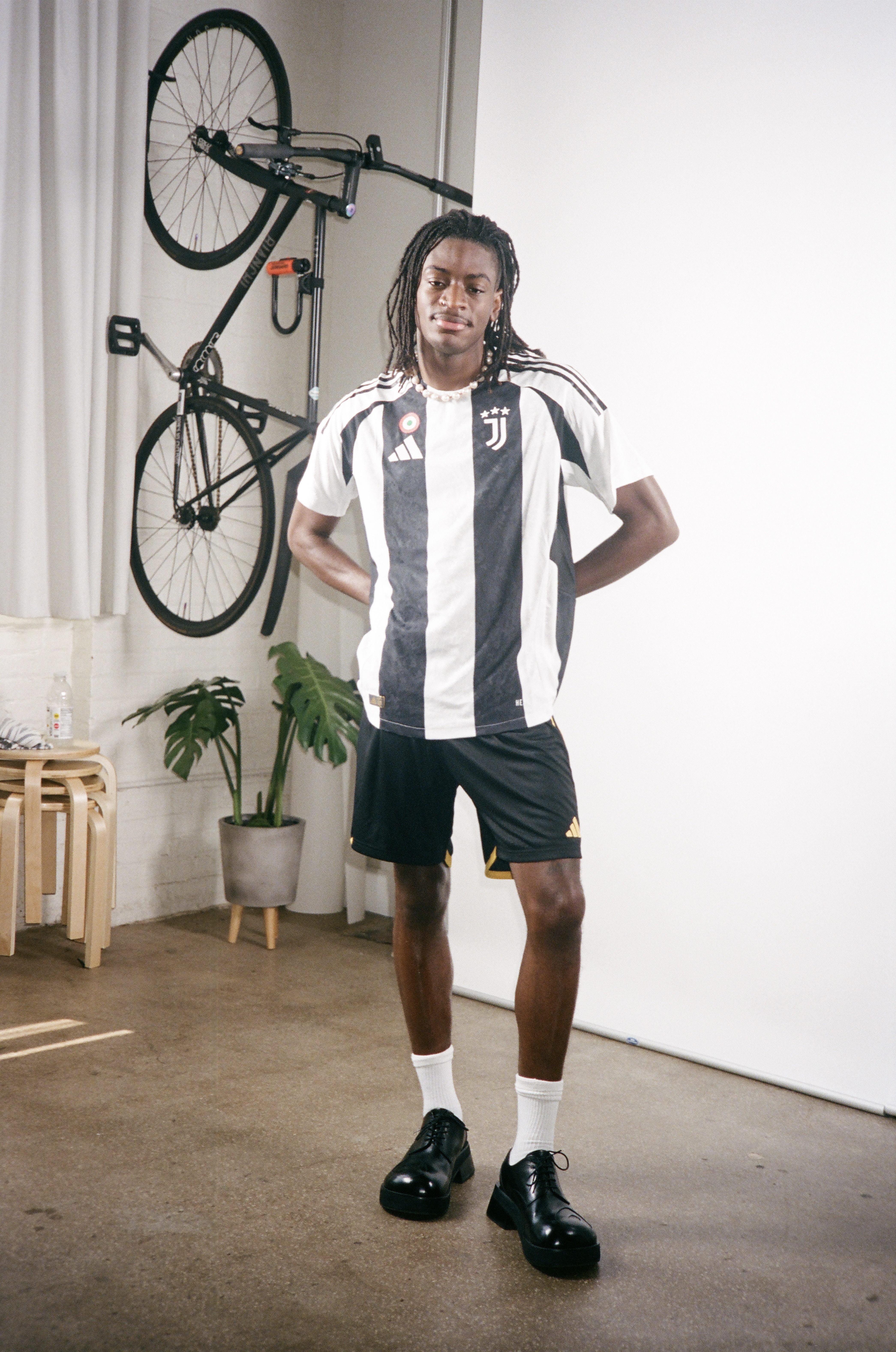 le PÈRE x Juventus 24/25 Home Kit Campaign