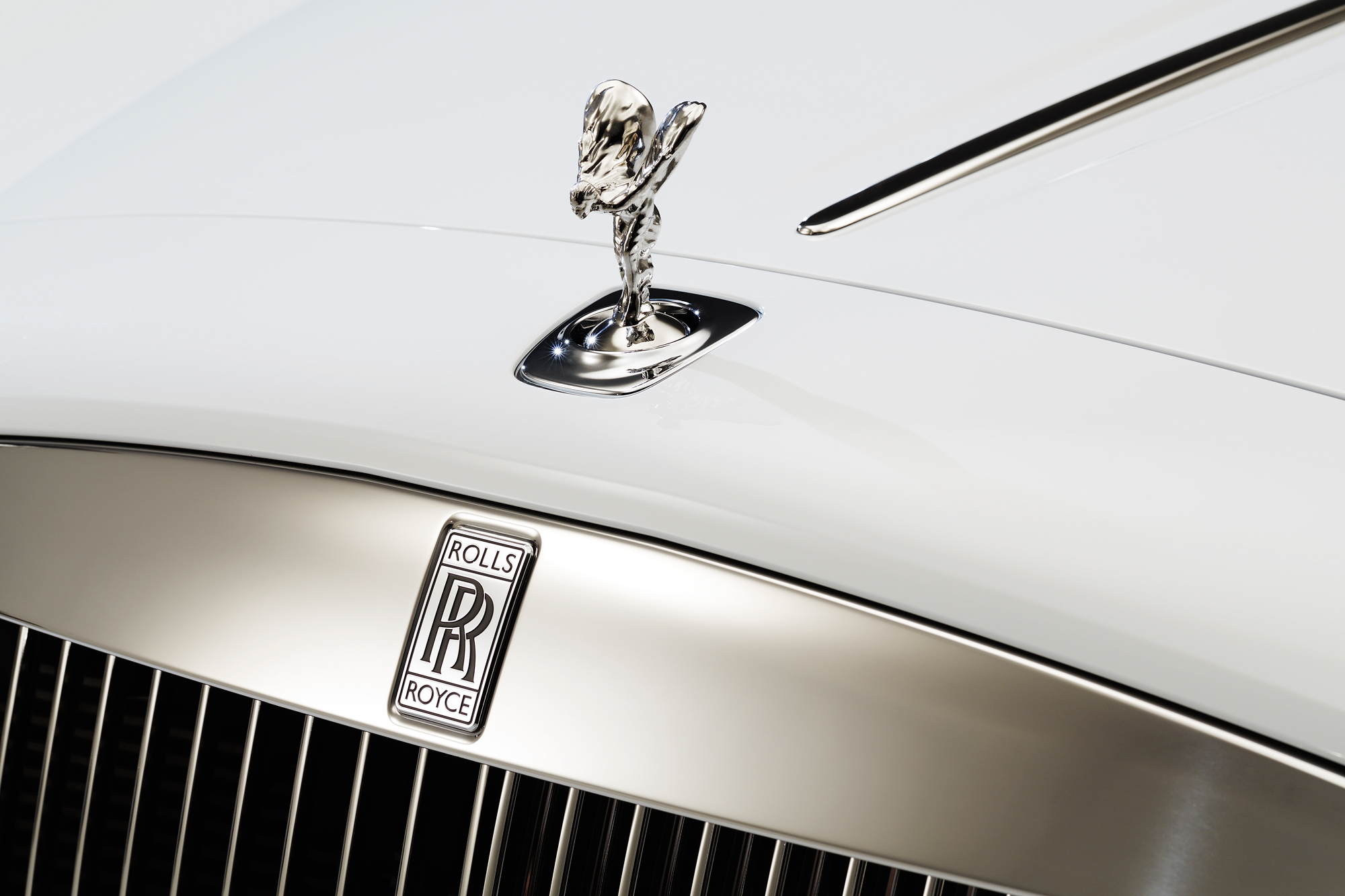 Эмблема роллс ройса. Знак Роллс Ройс. Монограмма Роллс Ройс. Rolls Royce Emblem. Rolls-Royce Ghost значок.