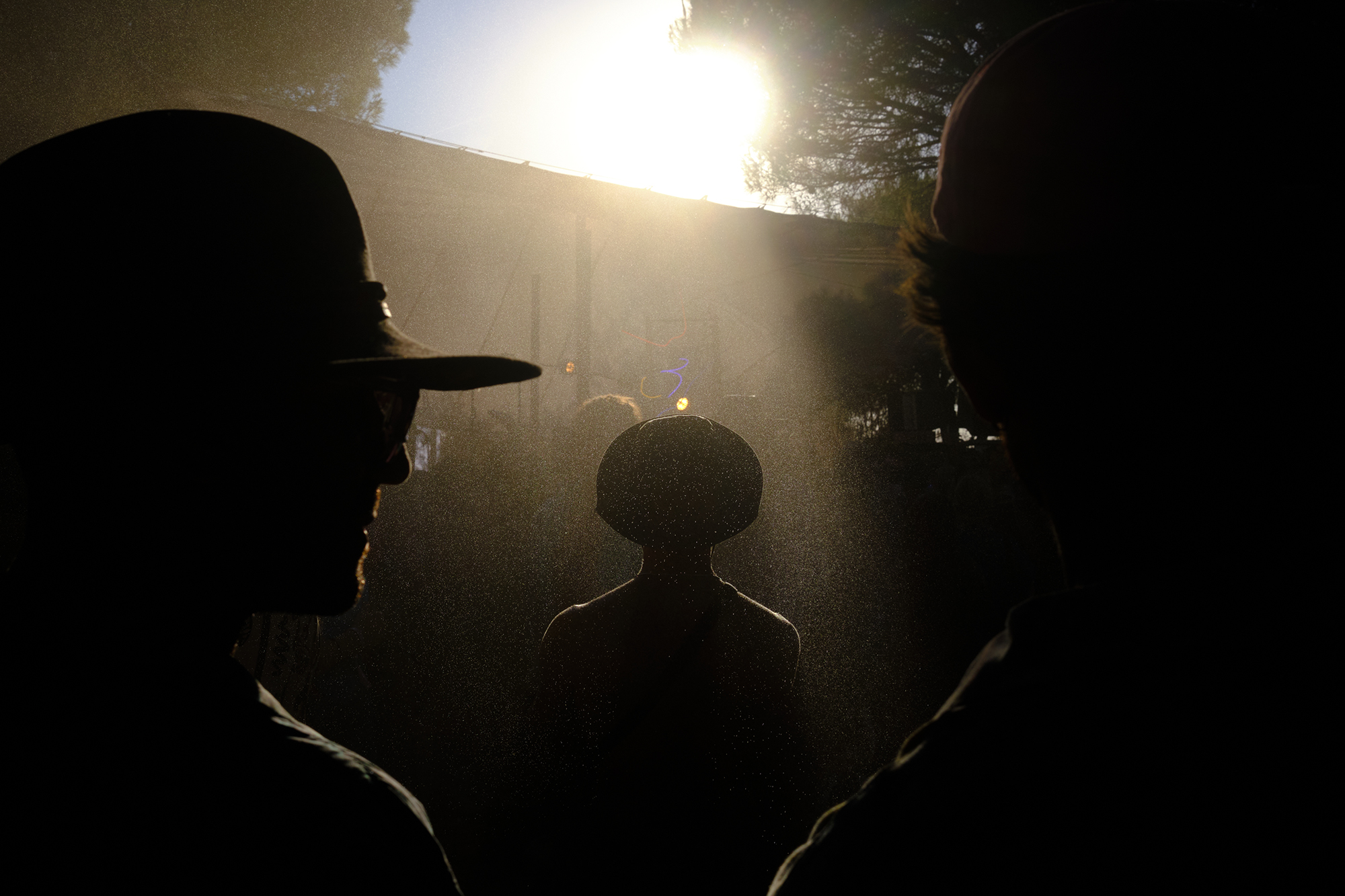 Philippe Sarfati-festivals-photographer-photography-street-documentary-waking life-crato-portugal-high contrast-golden hour-party-silhouette-young people